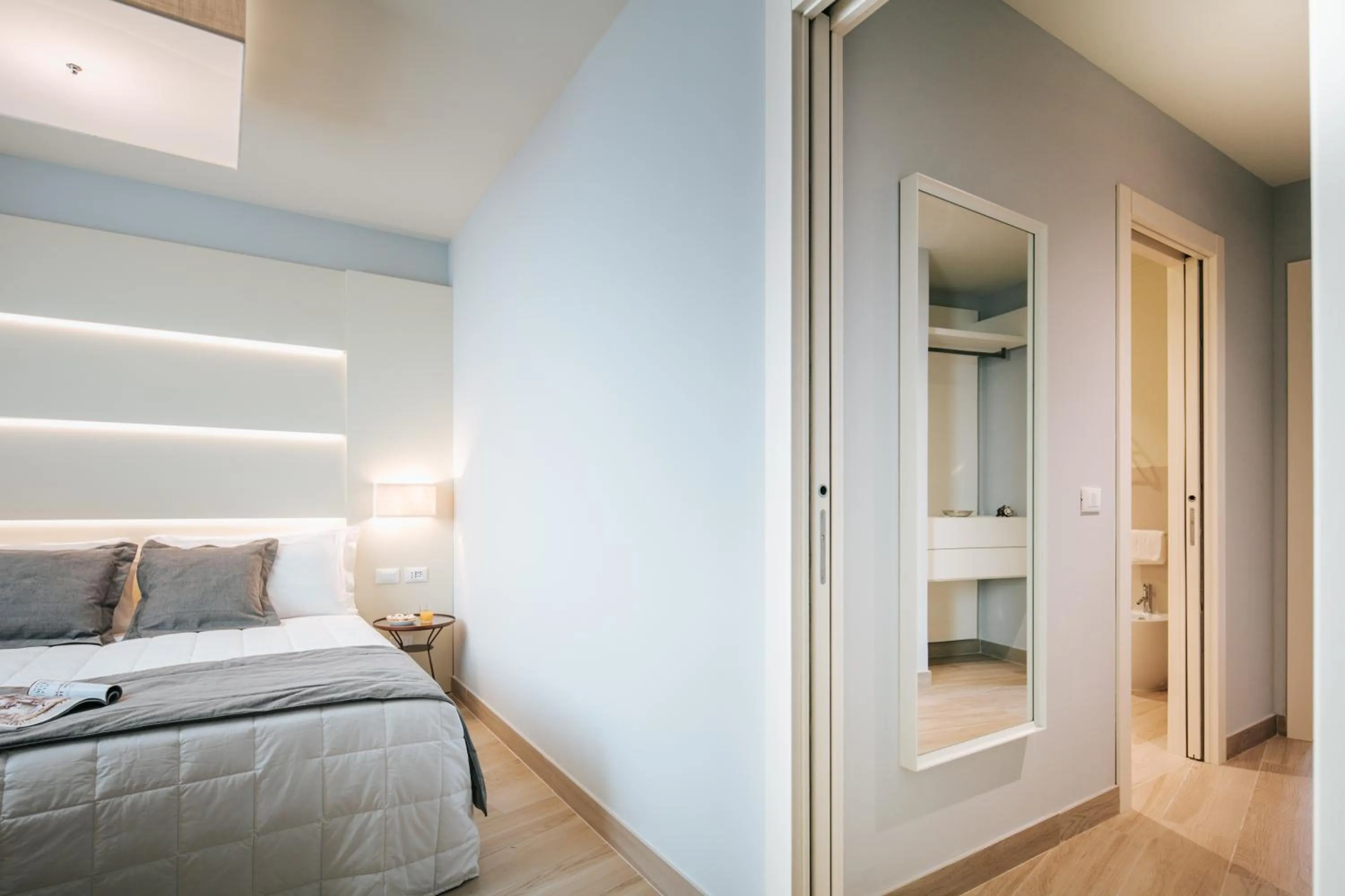 Property building, Bed in Aparthotel Touring