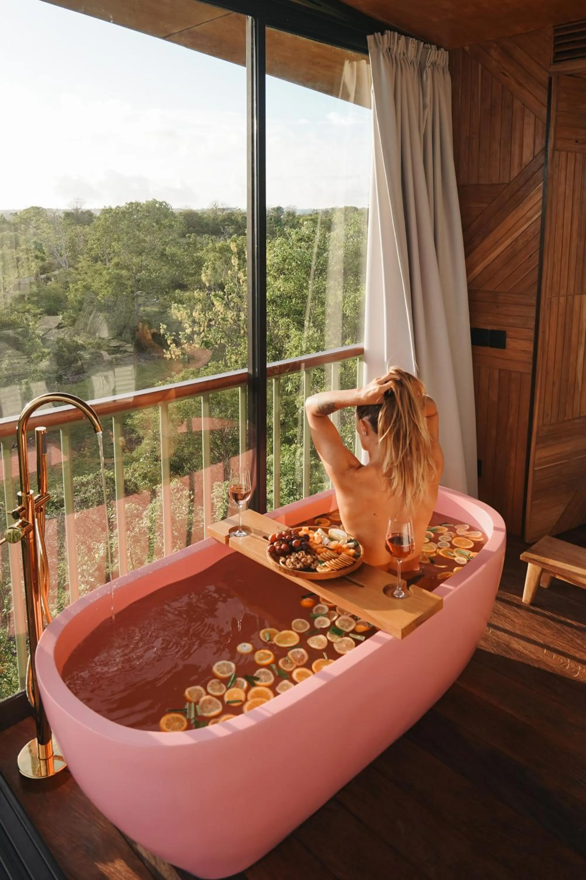 Bath in Salty Breeze Bali