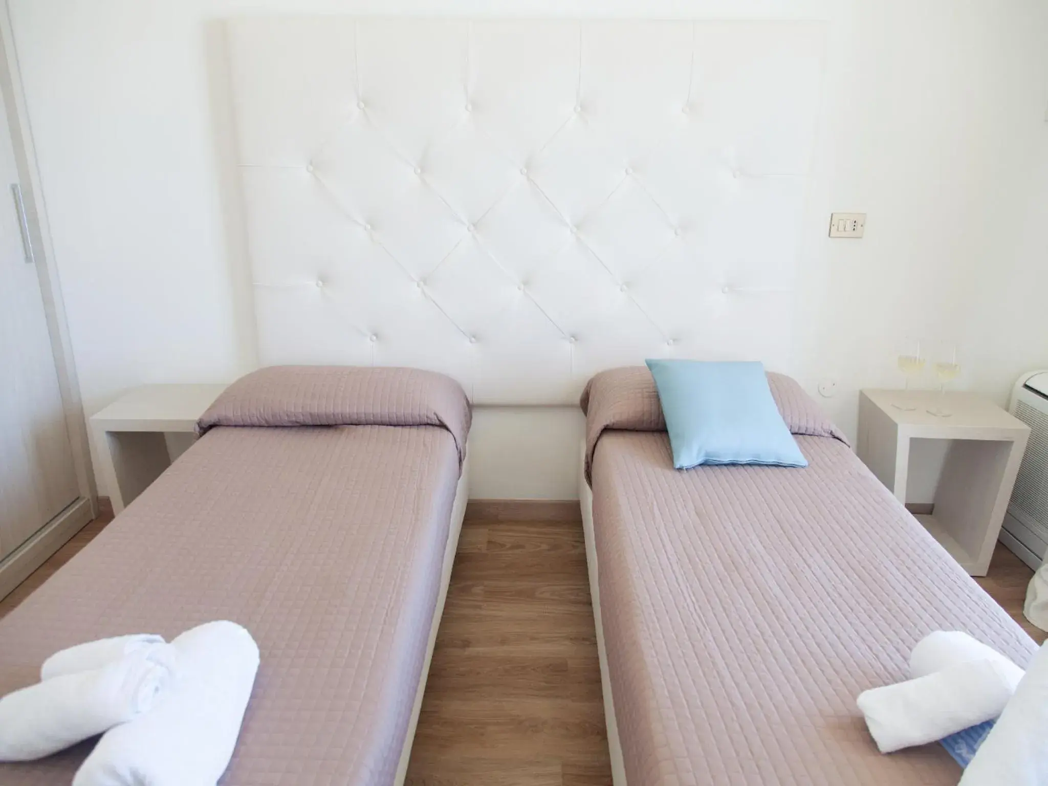 Bed in Riviera Mare Beach Life Hotel Bed in Riviera Mare Beach Life Hotel