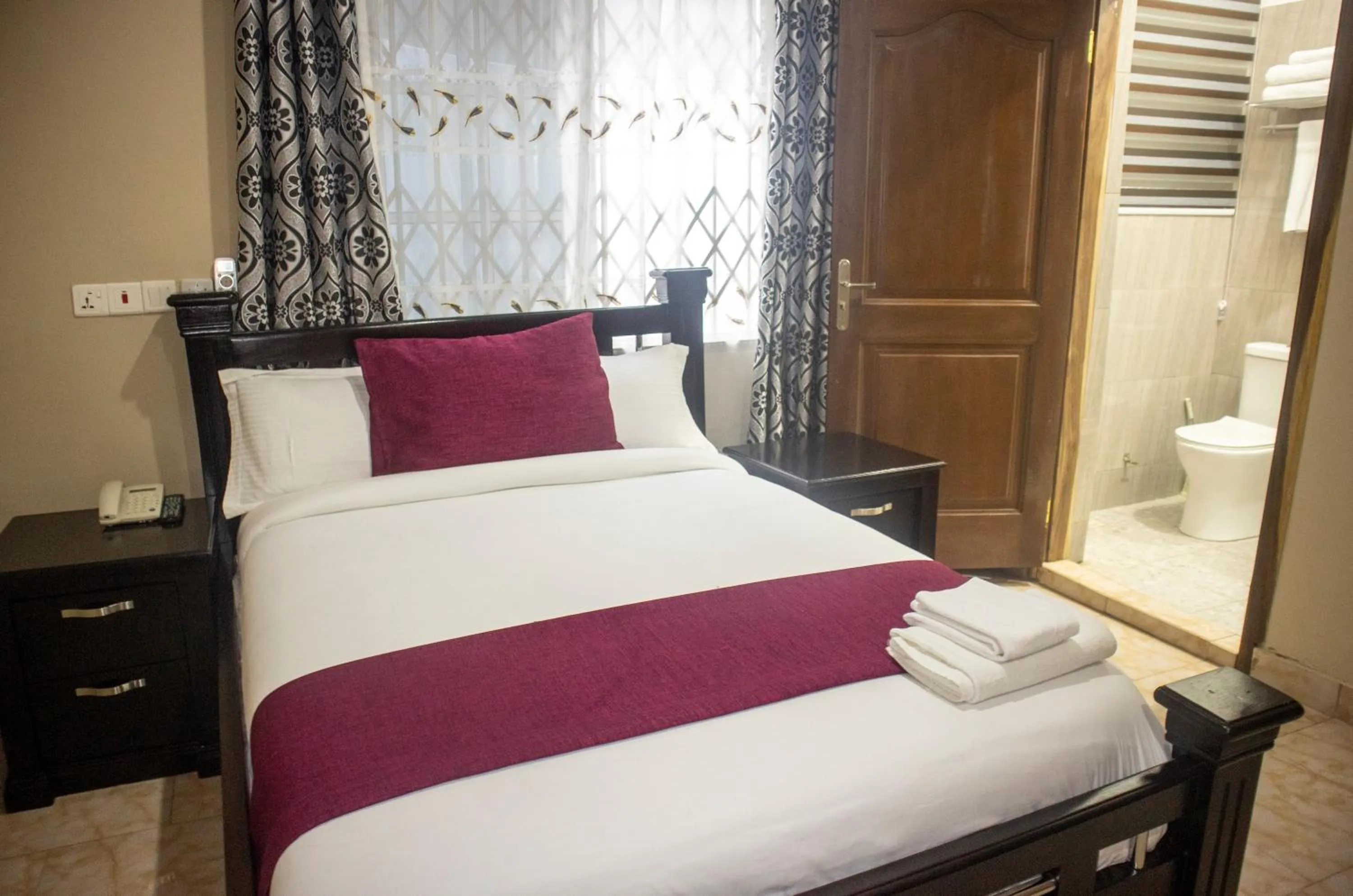 Bedroom, Bed in Kislas Luxury Hotel