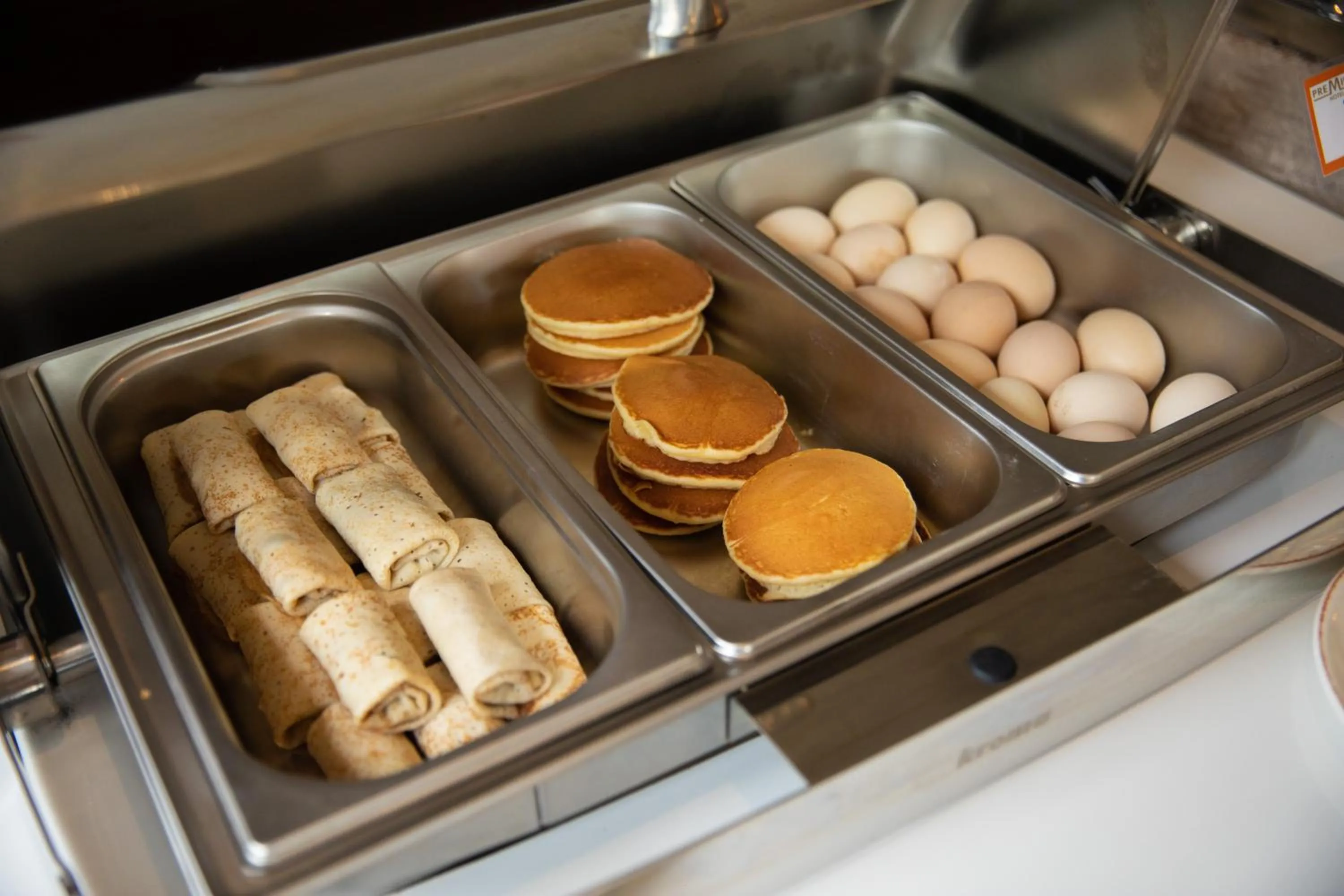 Restaurant/places to eat in Premium Hotel Ganja