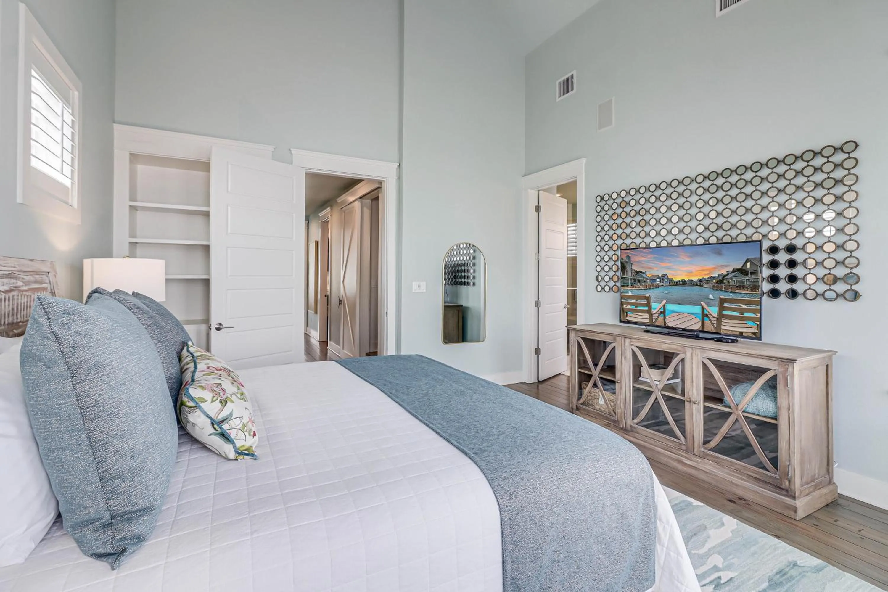 Other, Bed in A Shore Thing 188 RO