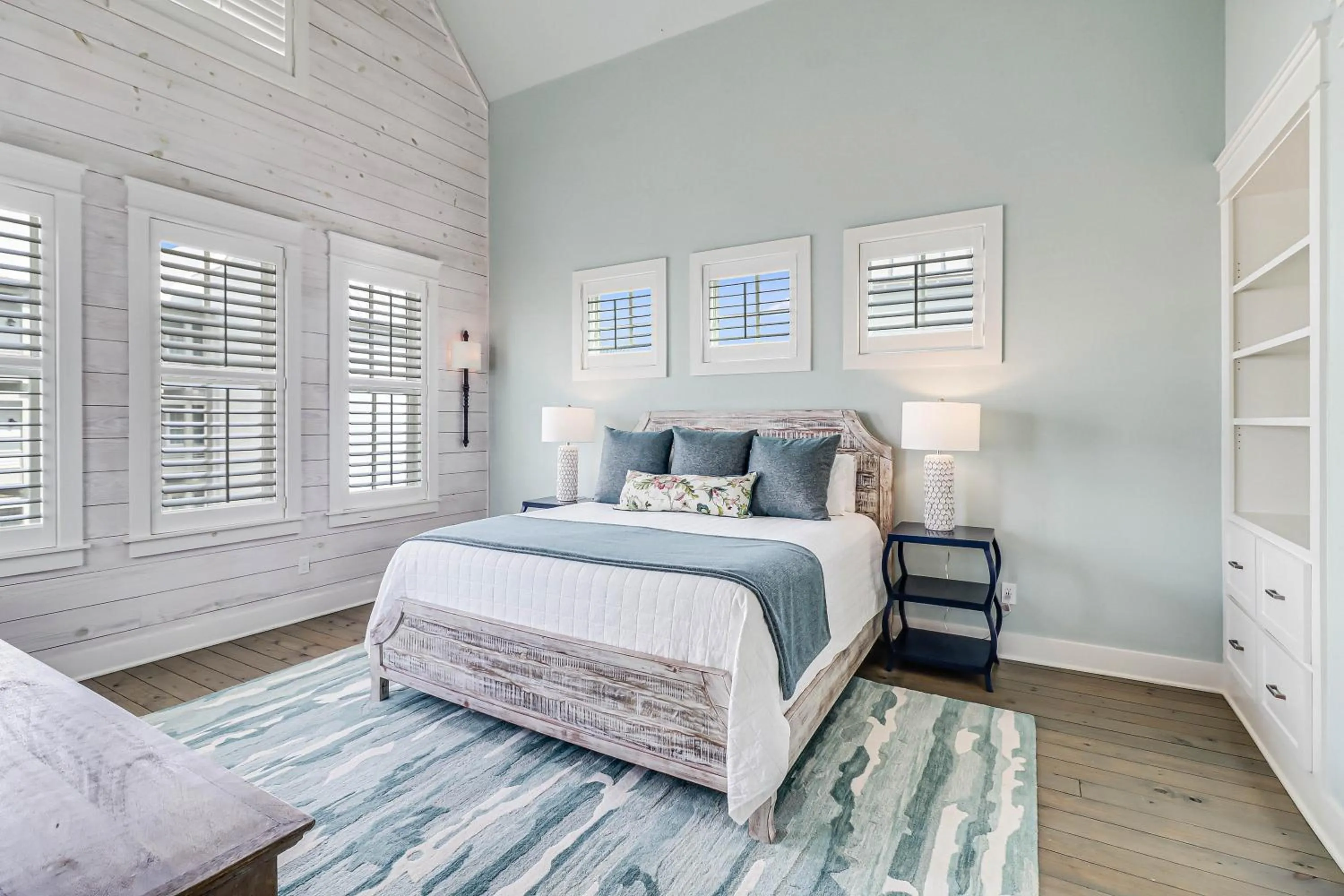 Other, Bed in A Shore Thing 188 RO