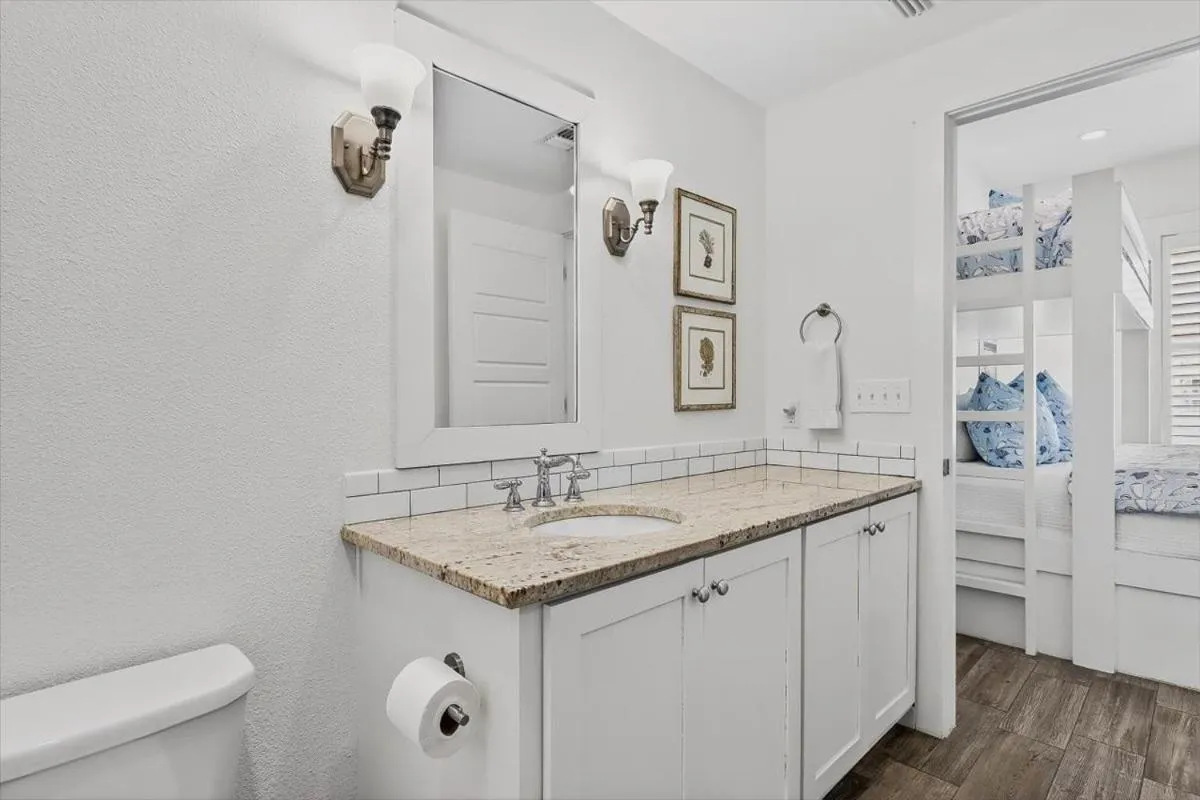 Other in Bikini Bottoms TC 2204