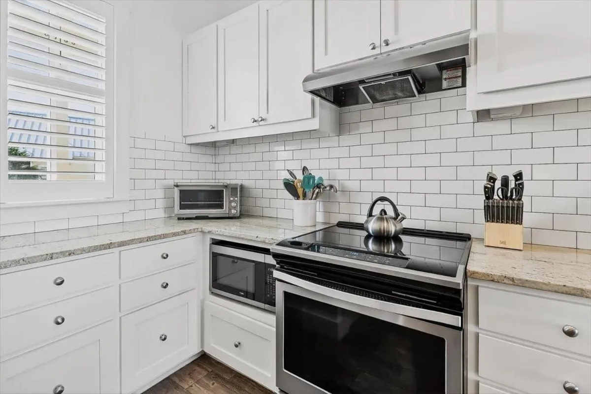 Other in Bikini Bottoms TC 2204