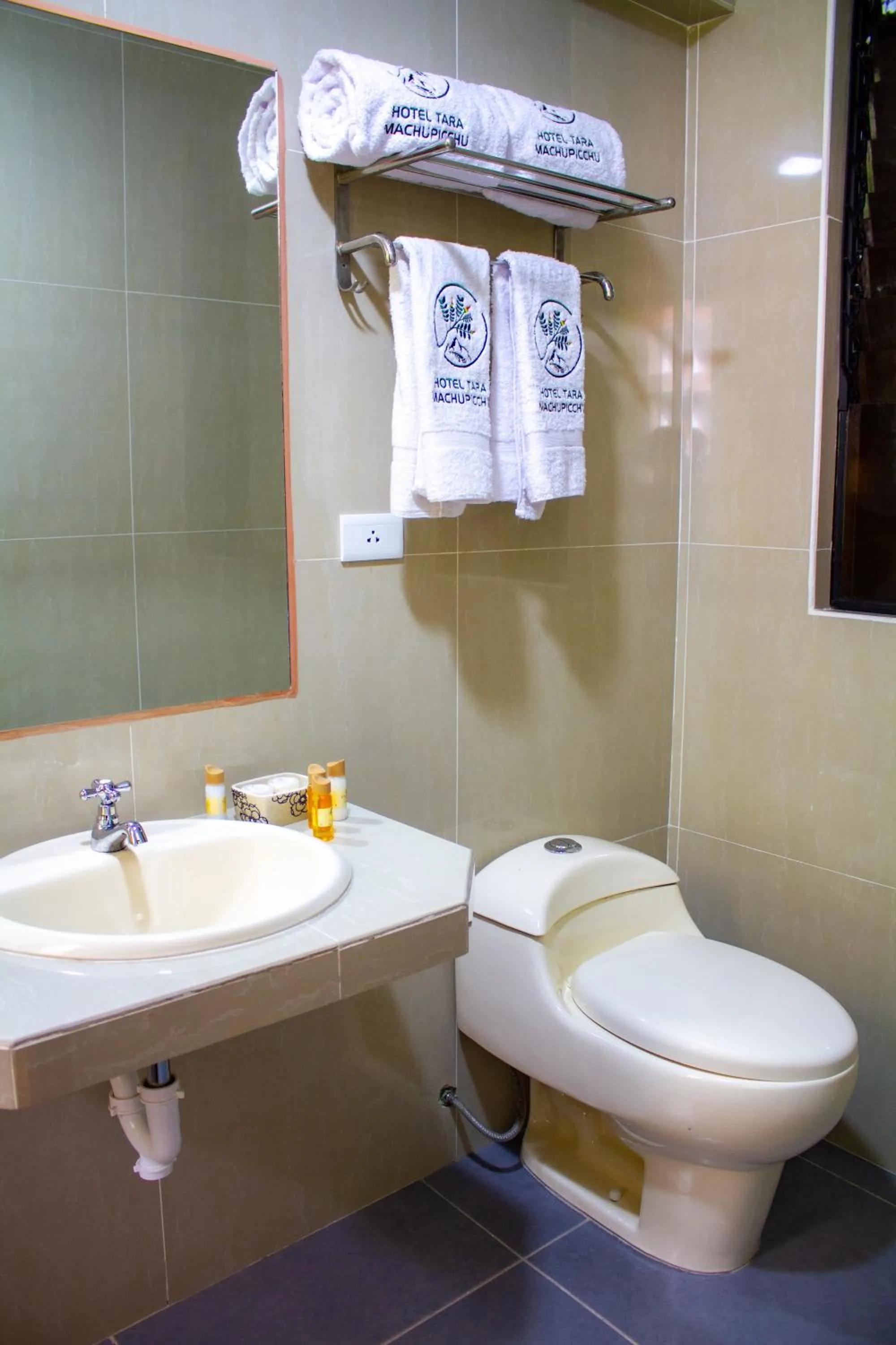 Bathroom in Hotel Tara Machupicchu