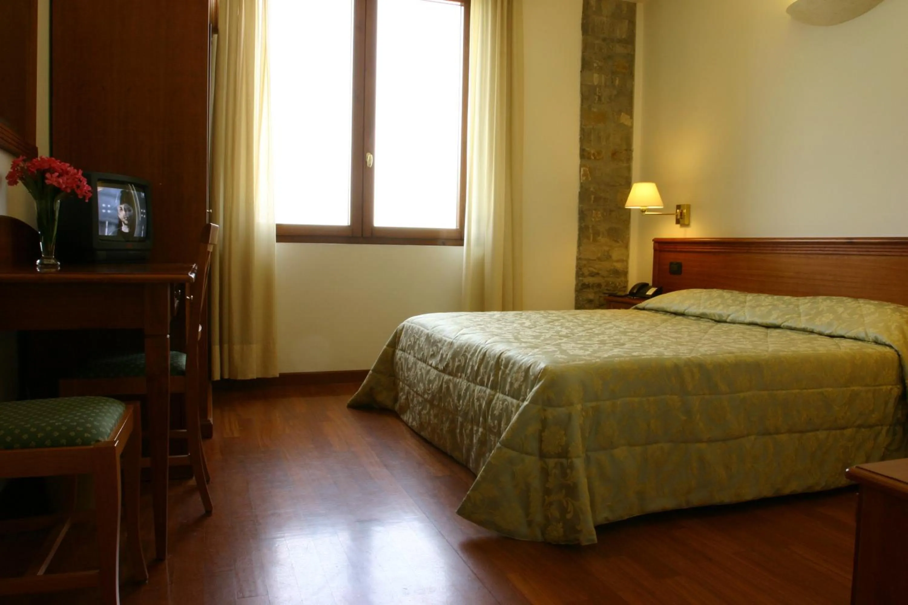 Photo of the whole room, Bed in Hotel Villa Dei Bosconi
