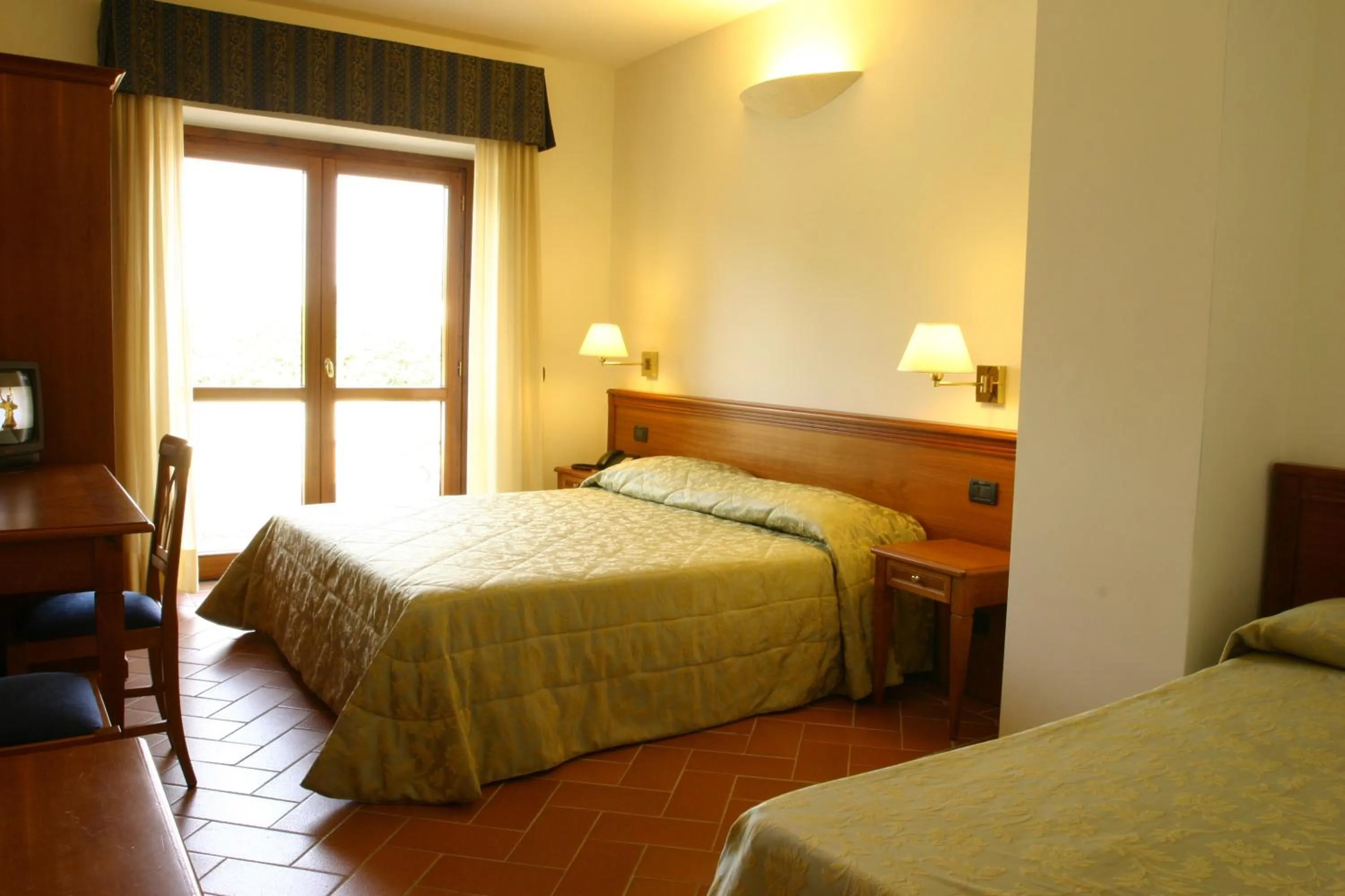 Photo of the whole room, Bed in Hotel Villa Dei Bosconi