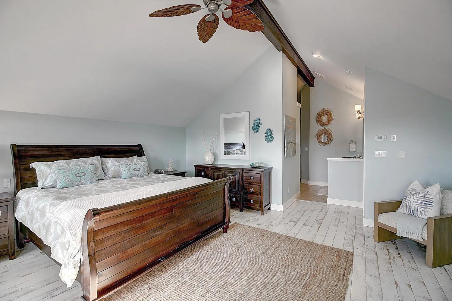 Other, Bed in Coastal Hideaway 230 BE