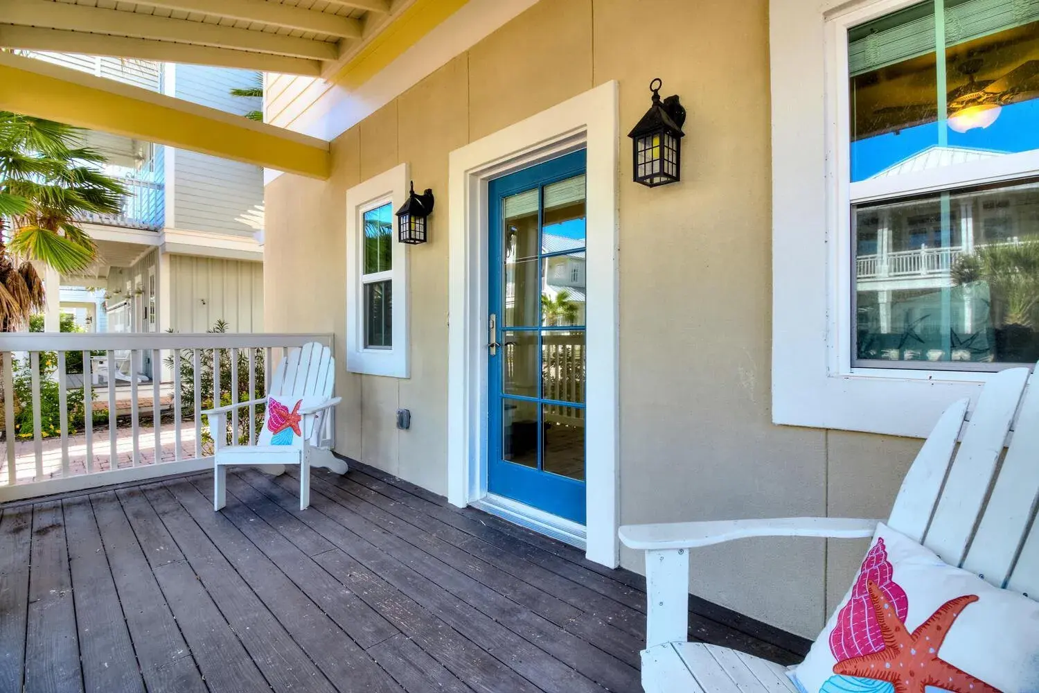 Coastal Hideaway 230 BE Coastal Hideaway 230 BE