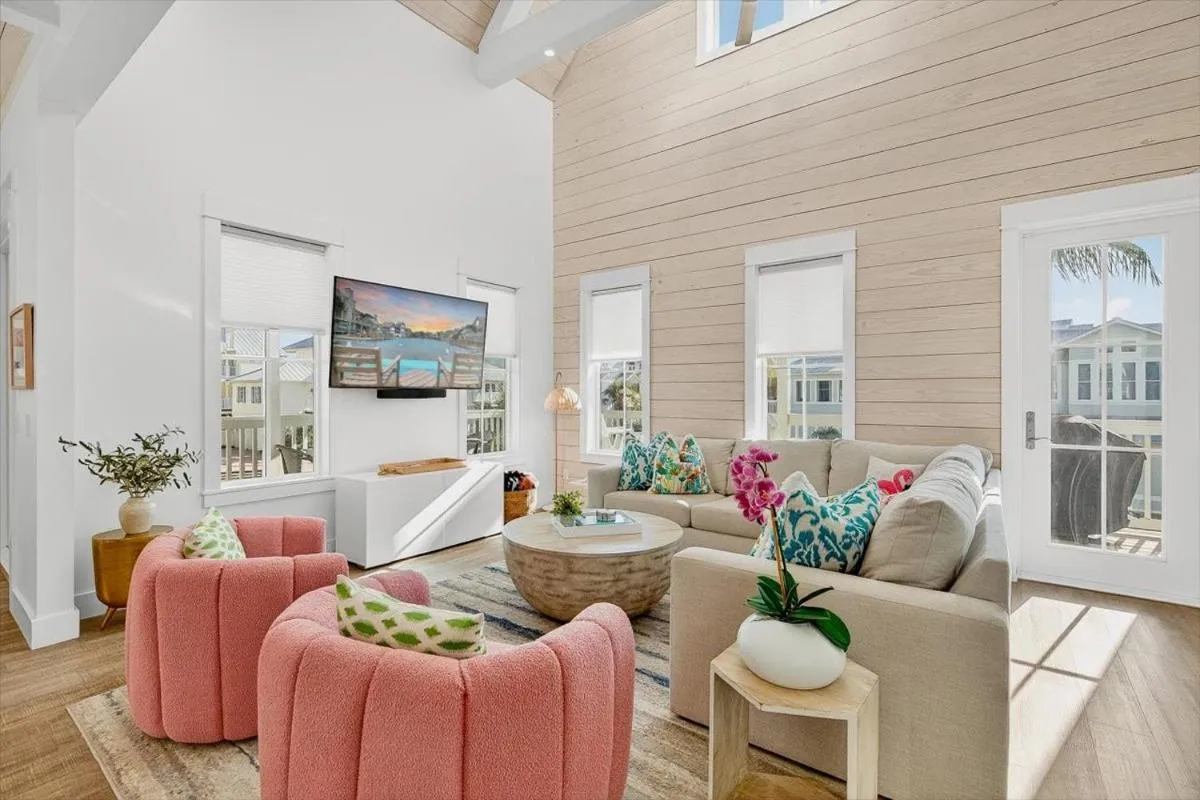 Other in La Ola 261 BE