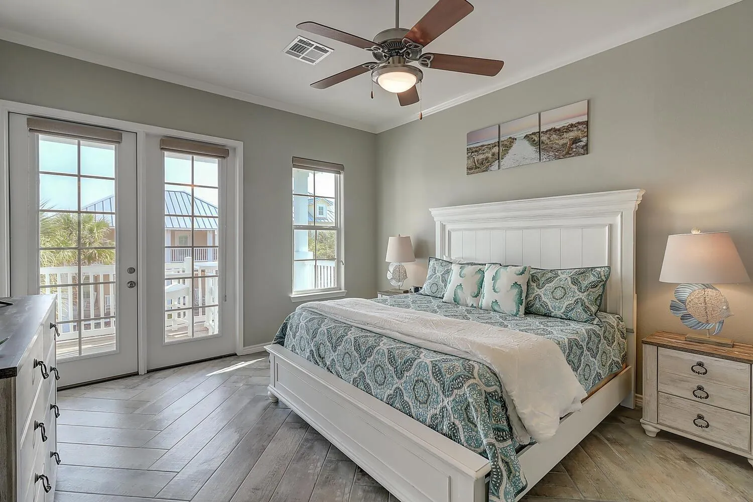 Other, Bed in Sand Dollar 140 BE