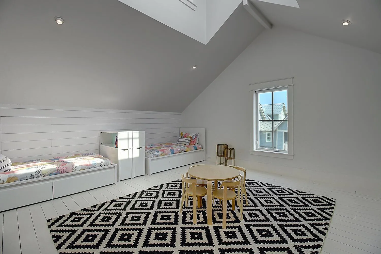 Other, Bed in Southern Charm 259 BE