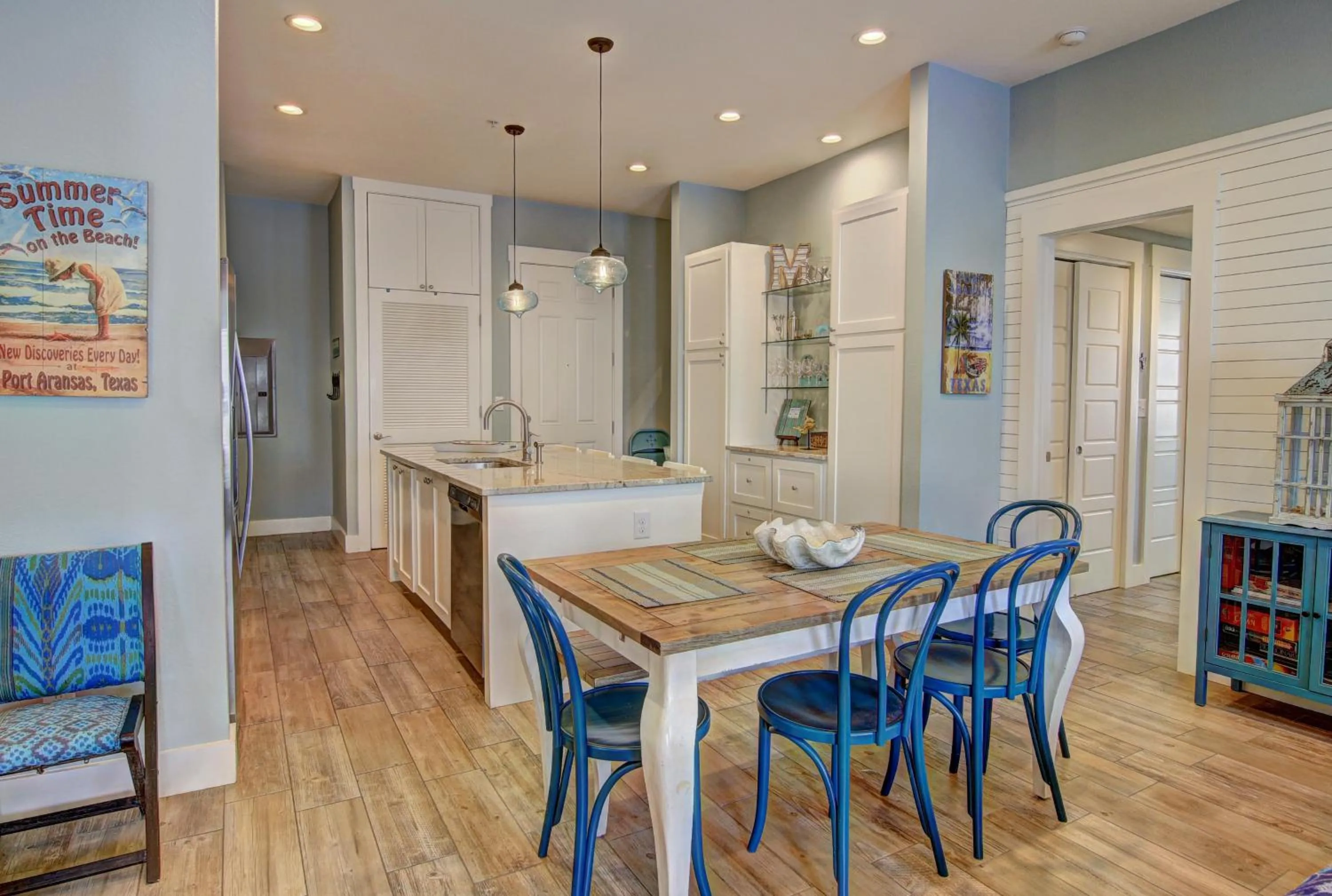 Other in Watercolor Bungalow TC 2101