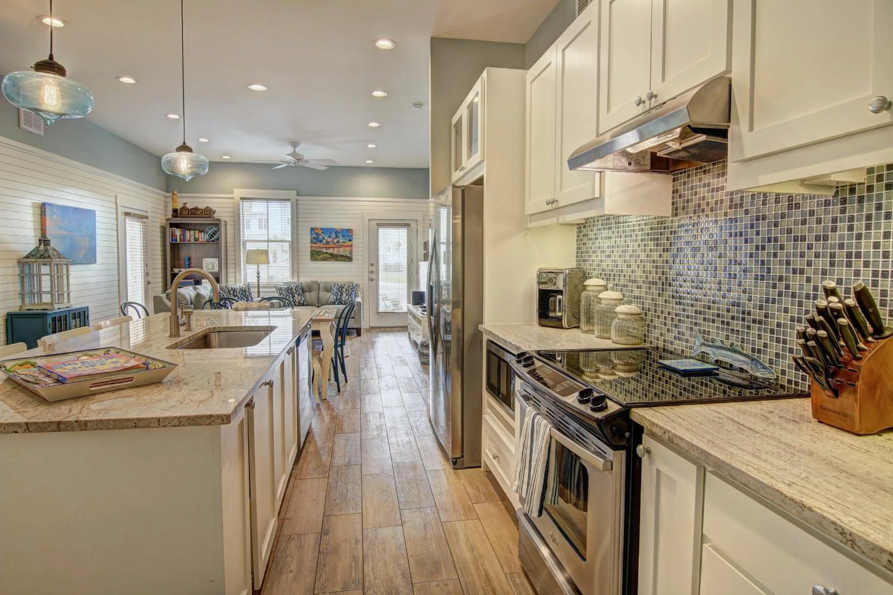 Other in Watercolor Bungalow TC 2101