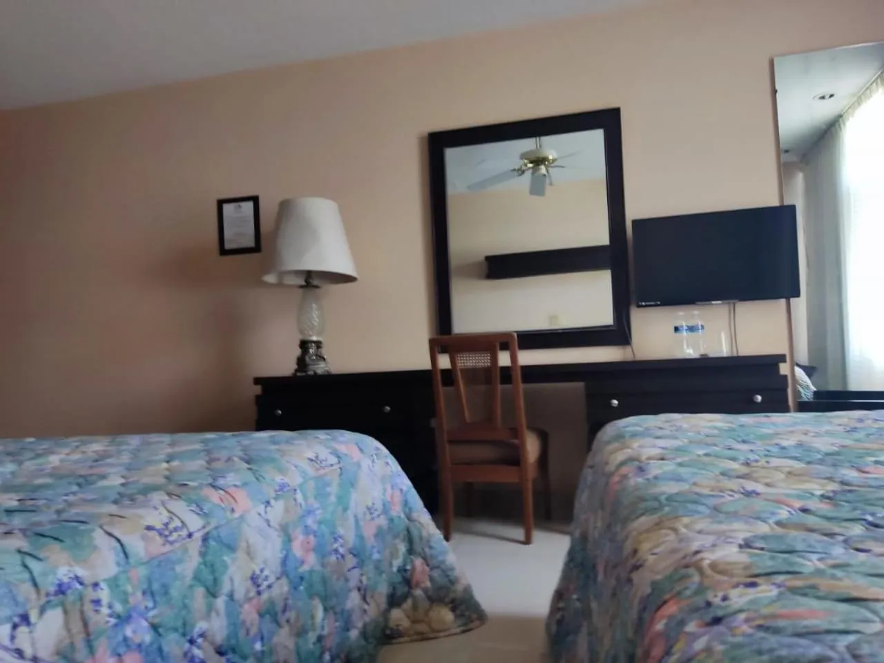 Photo of the whole room, Bed in Hotel Mary Celaya