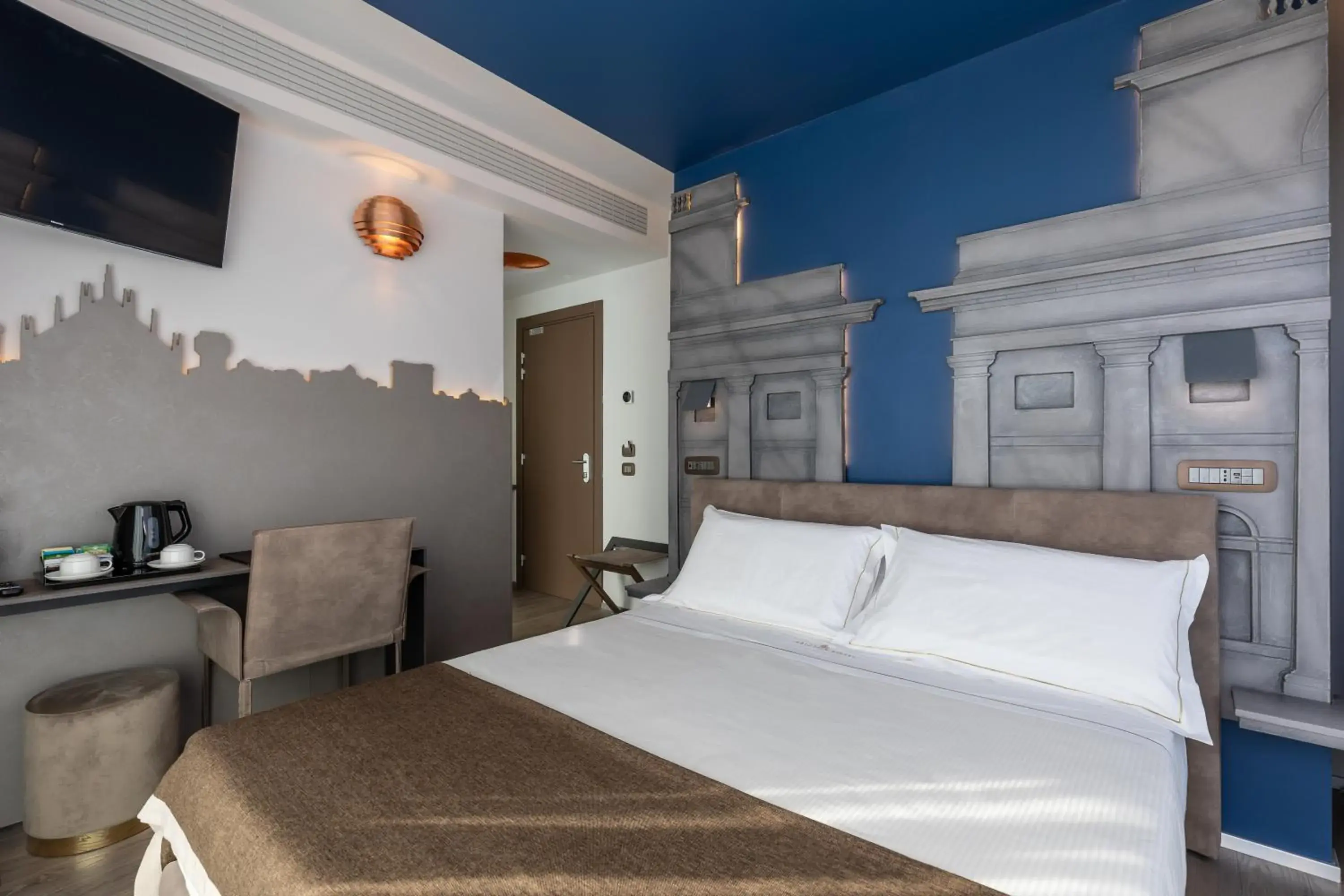 Bed in Hotel Ariston Bed in Hotel Ariston