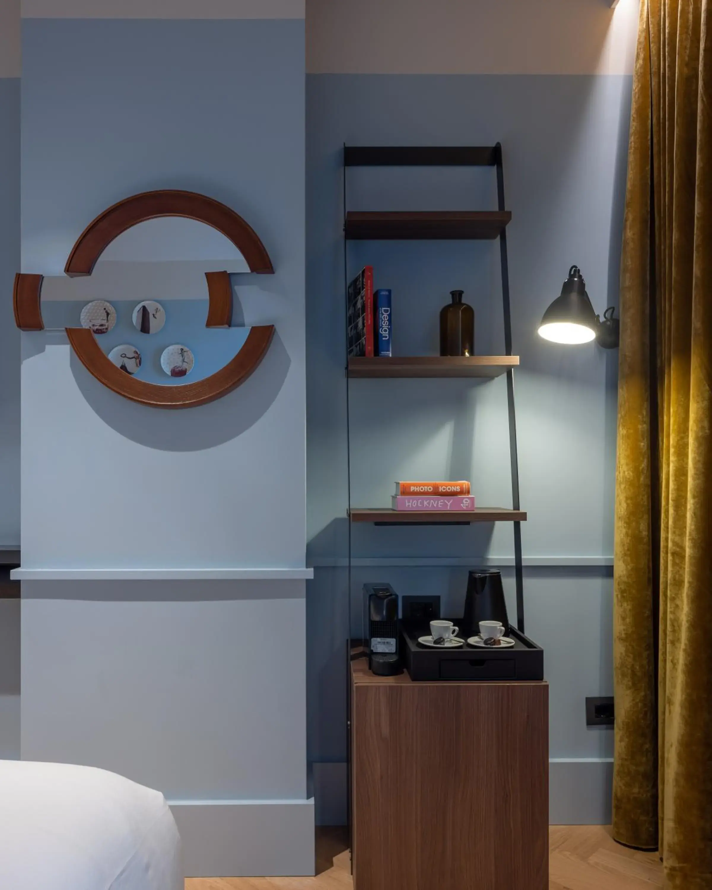 Property building, Bed in Urban Hive Milano Property building, Bed in Urban Hive Milano