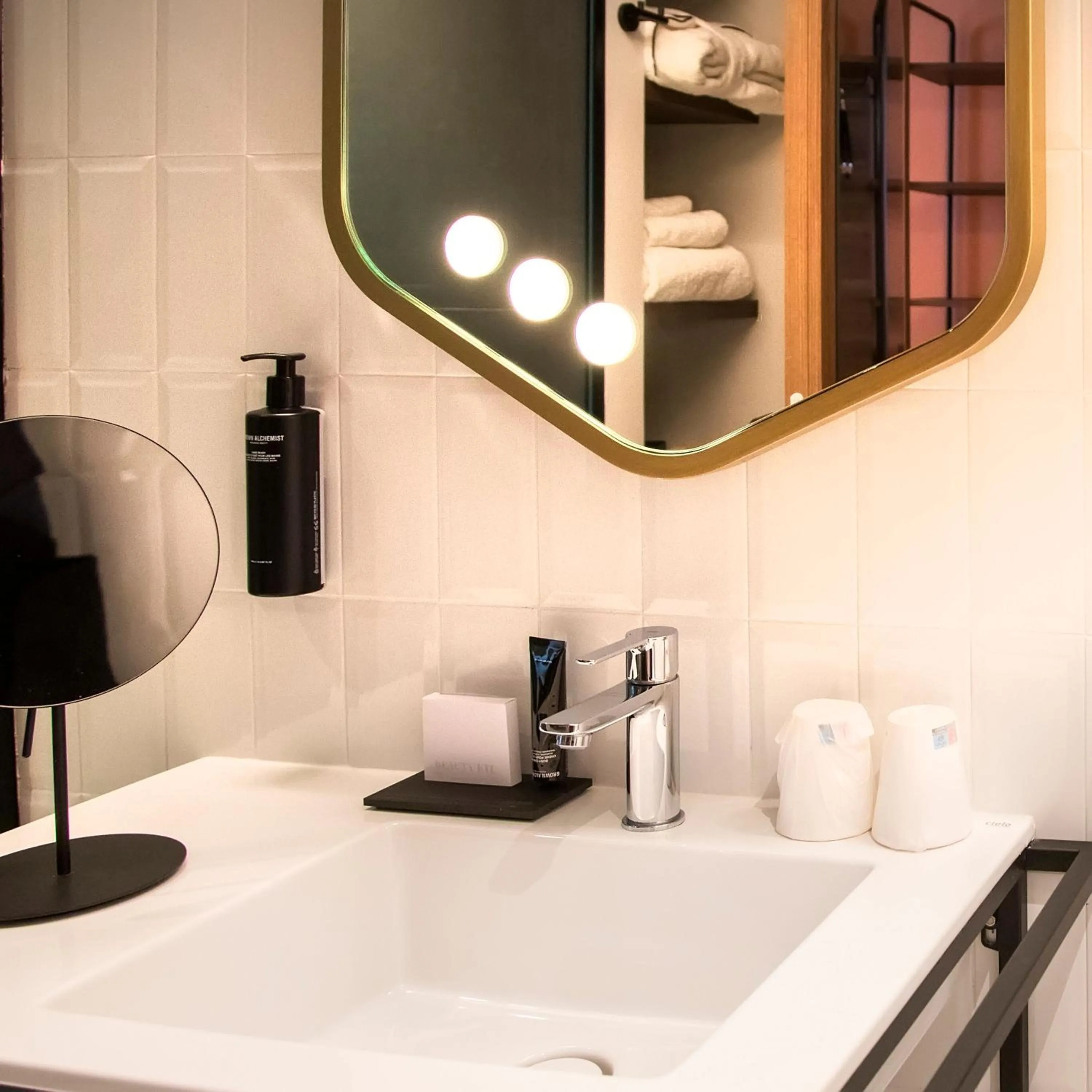 Toilet in Urban Hive Milano