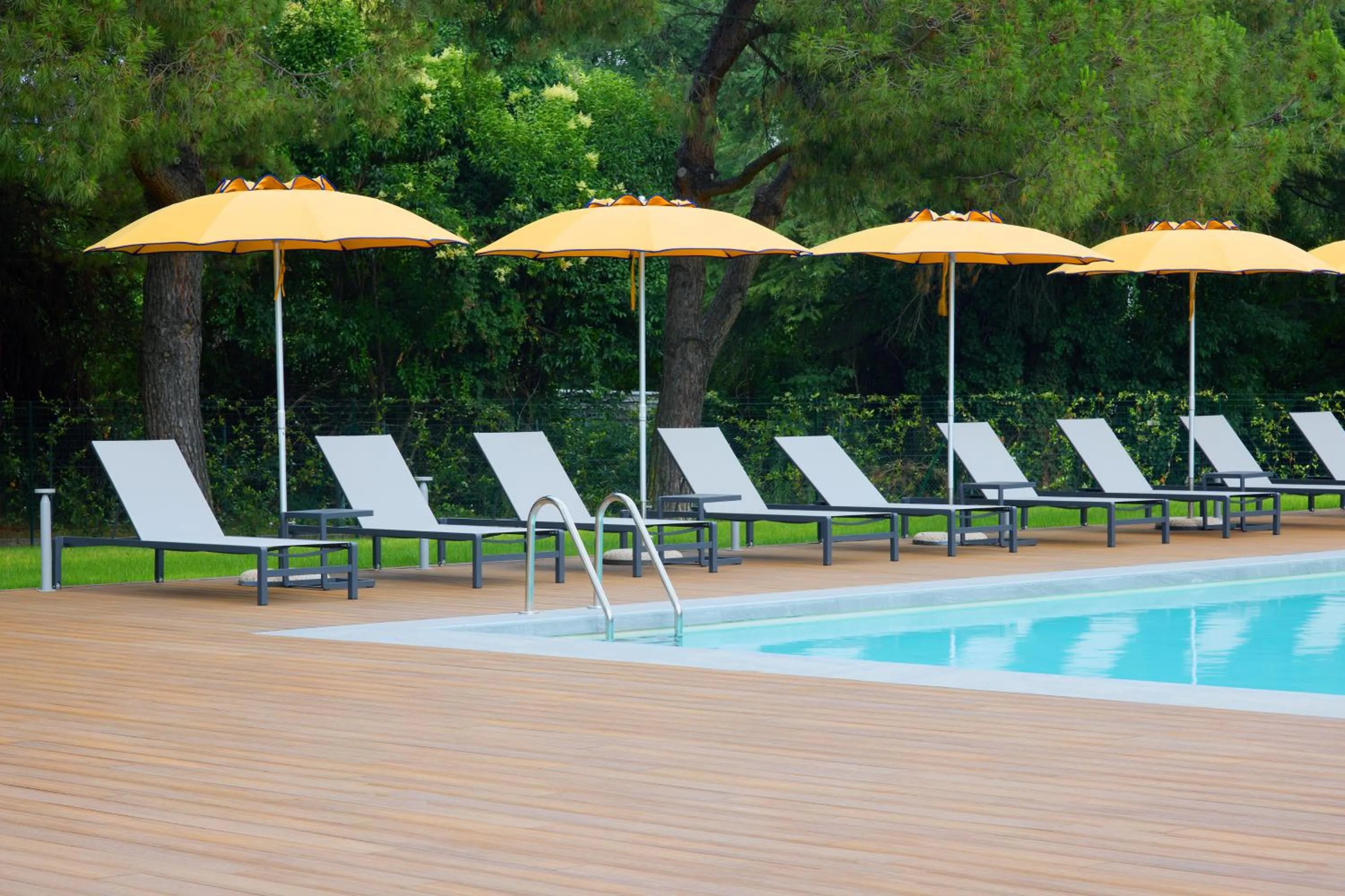 Pool view in Belstay Venezia Mestre