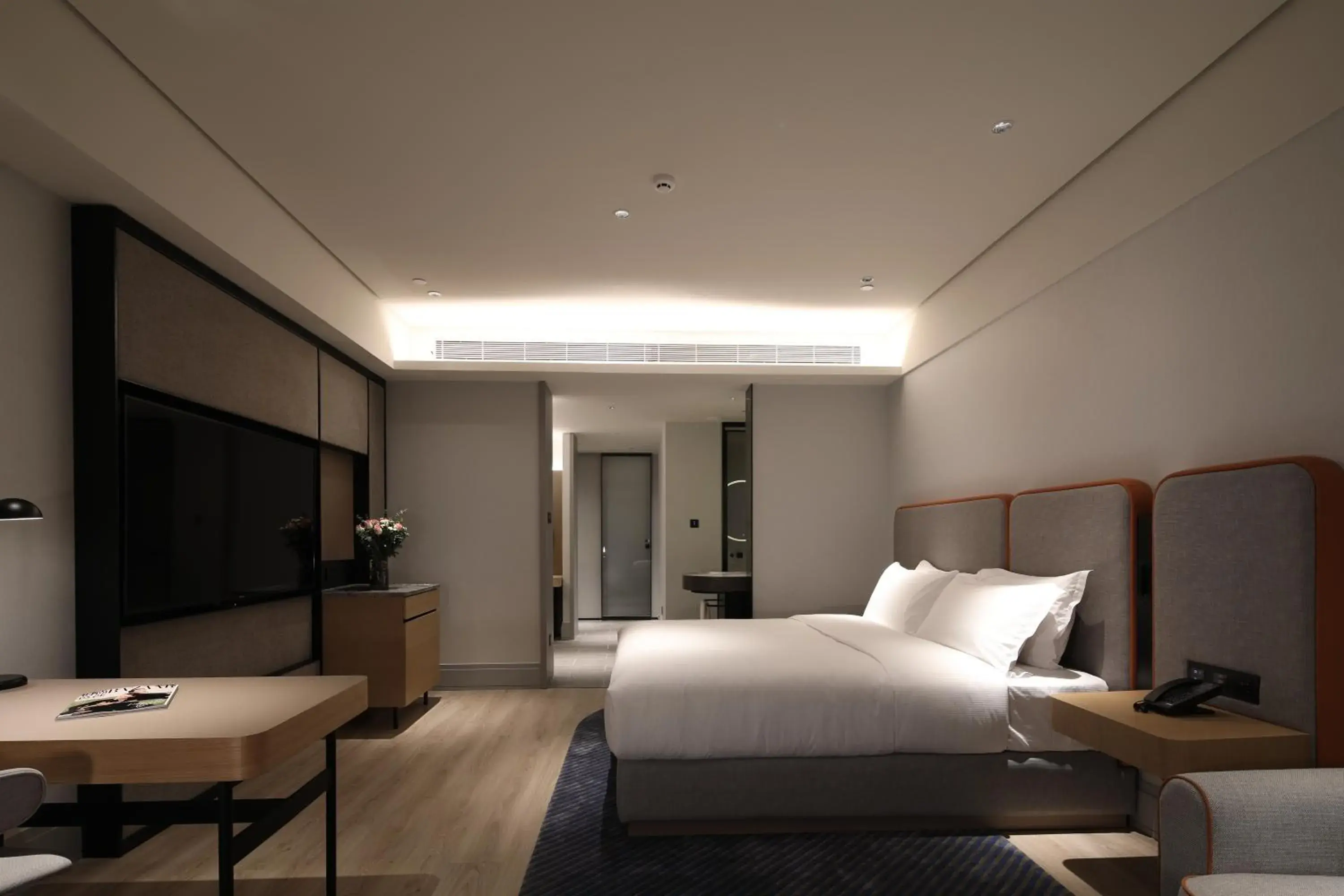 Photo of the whole room, Bed in Sunstone Plaza Hotel Photo of the whole room, Bed in Sunstone Plaza Hotel