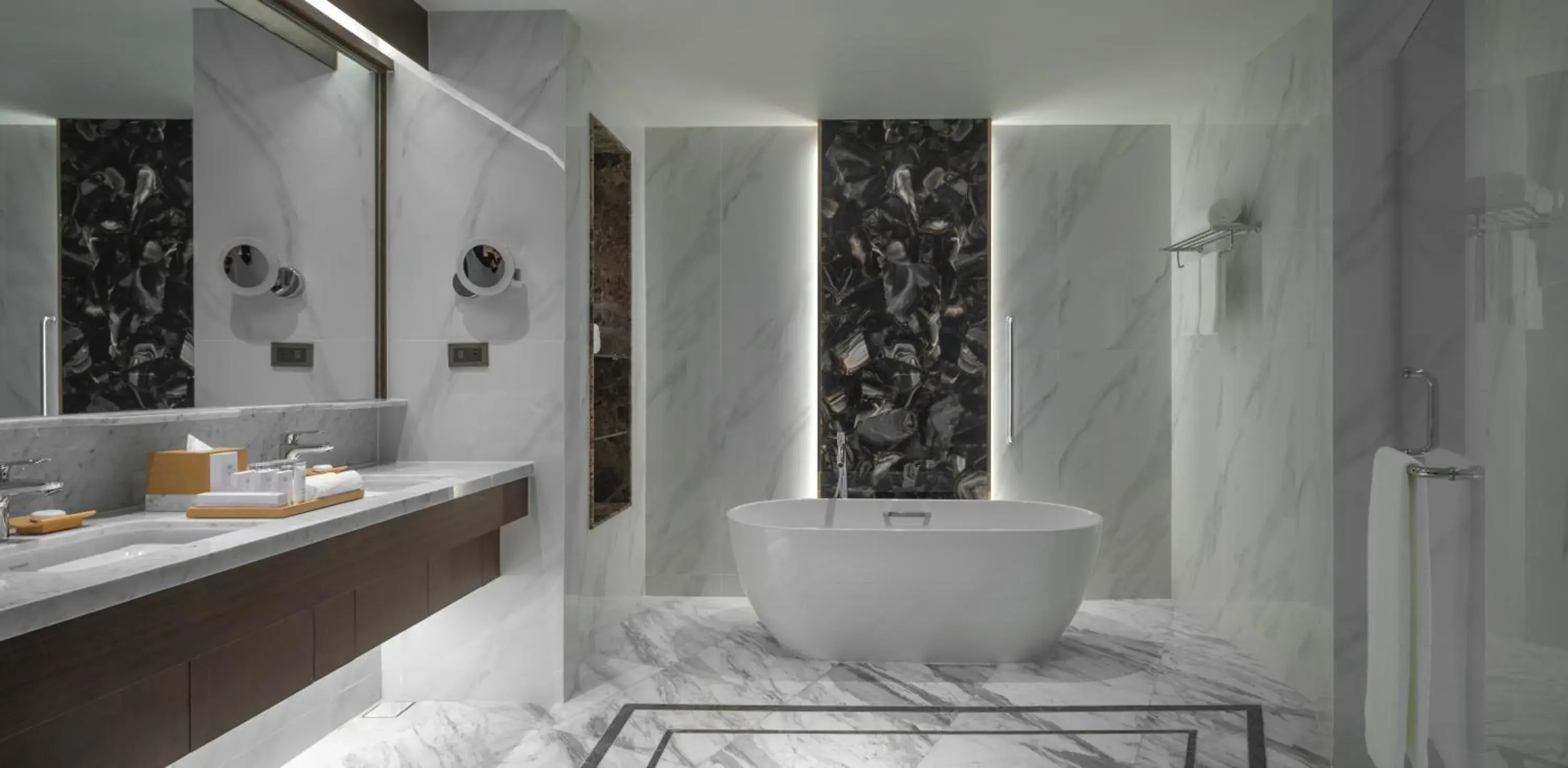 Bathroom in Fili Hotel at Nustar Cebu Bathroom in Fili Hotel at Nustar Cebu