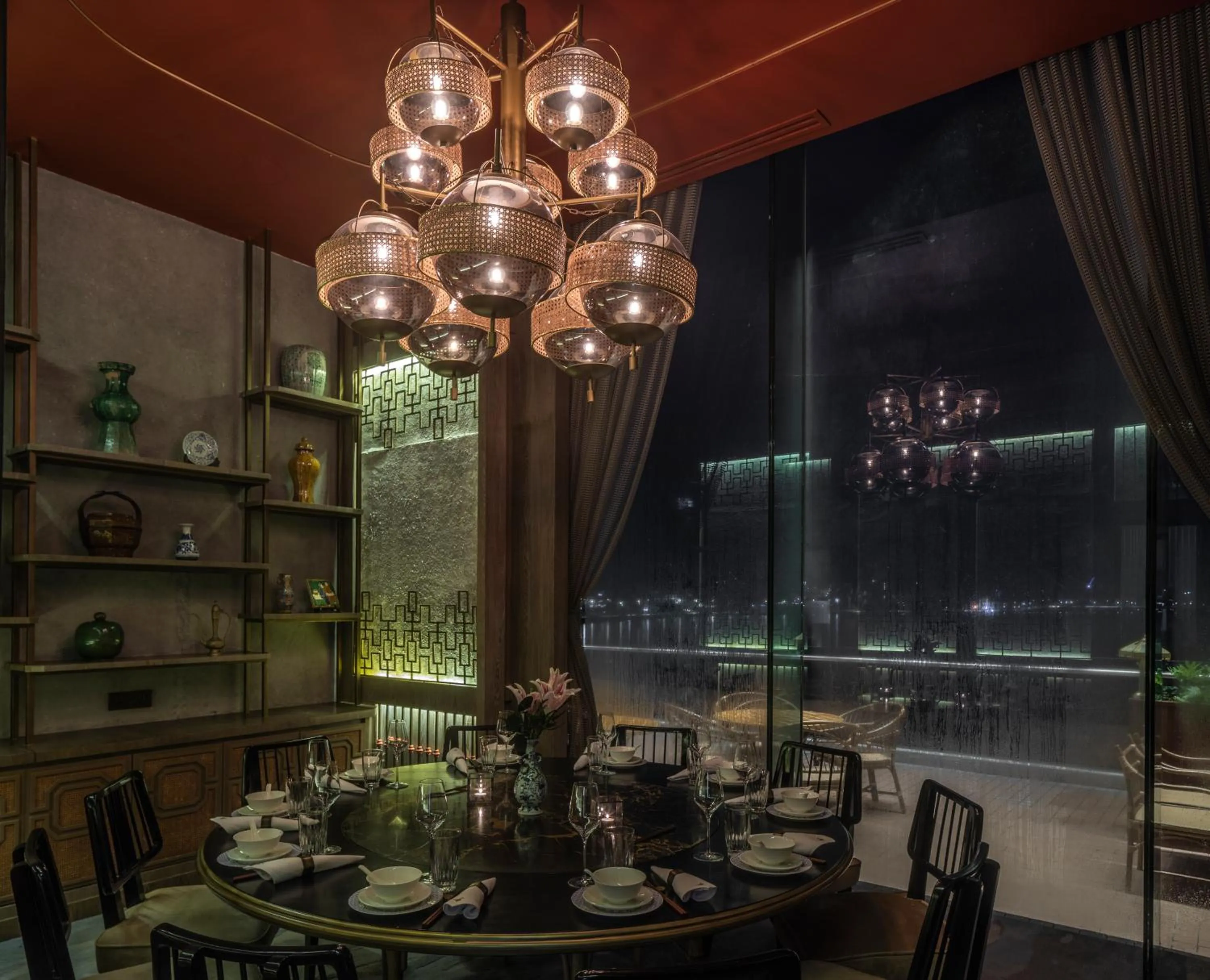 Restaurant/places to eat in Fili Hotel at Nustar Cebu