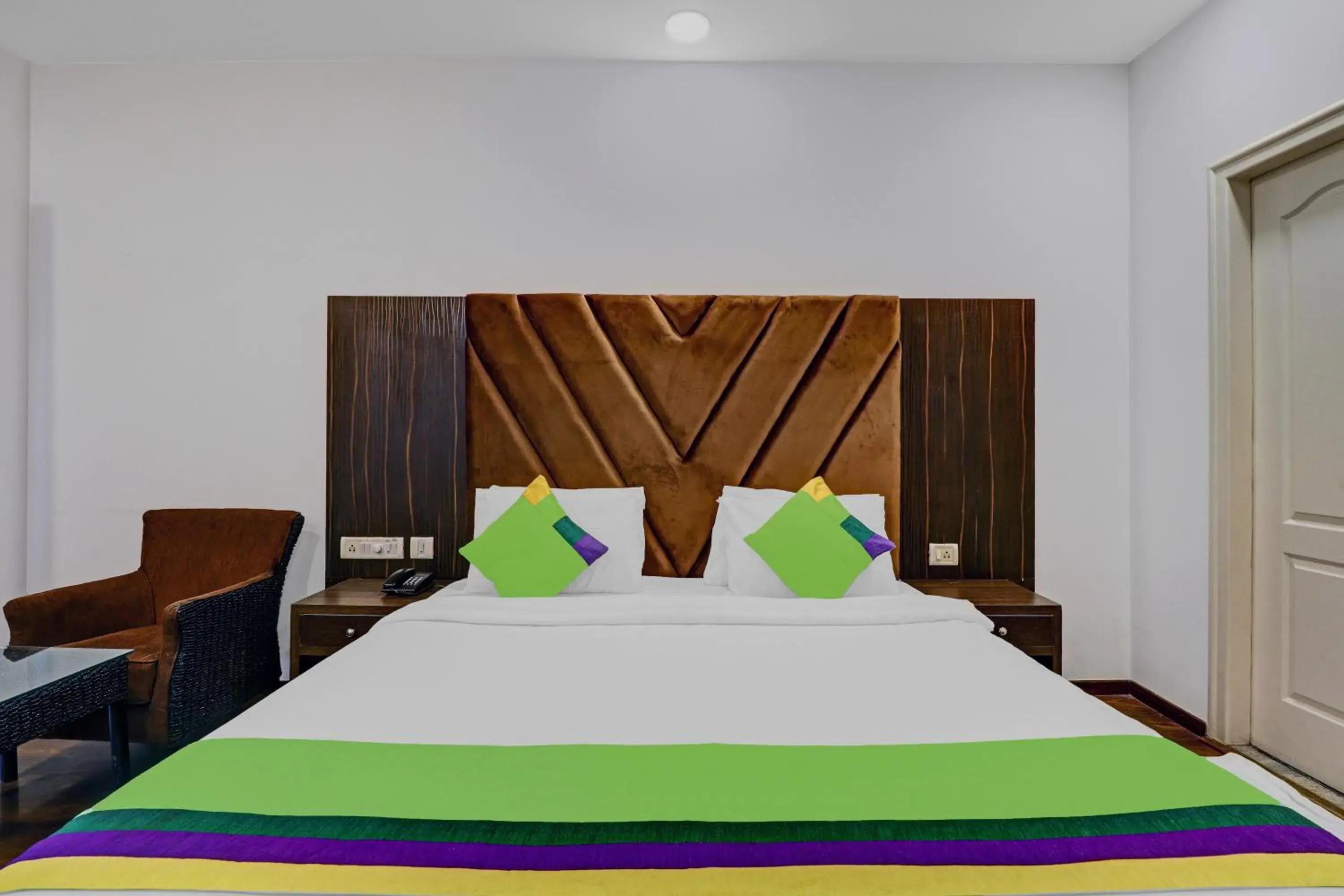 Deluxe Double Room - single occupancy in Treebo Elmas Boutique Deluxe Double Room - single occupancy in Treebo Elmas Boutique