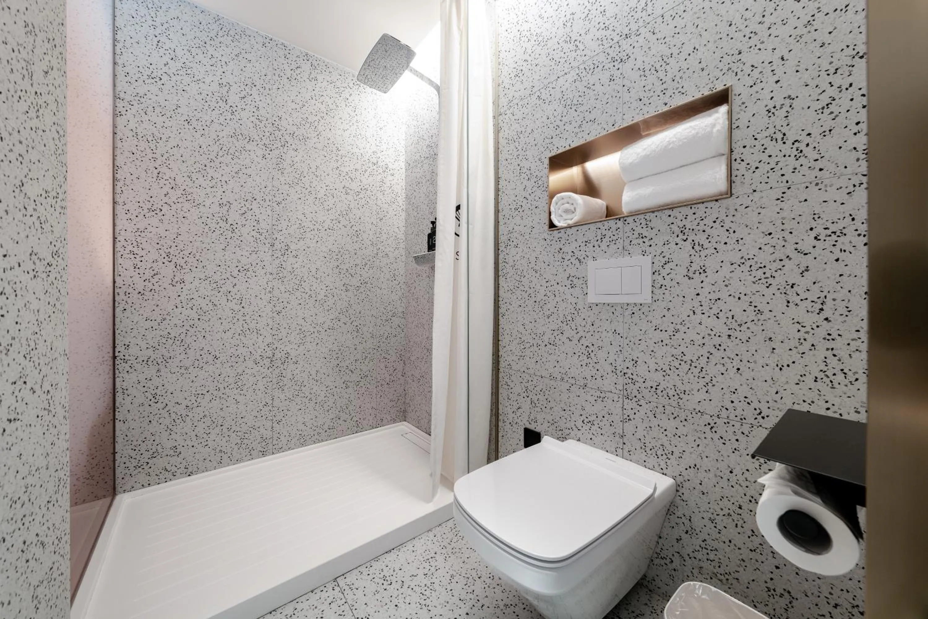 Toilet in CitiGo Hotel Shanghai Jinqiao Jiayou