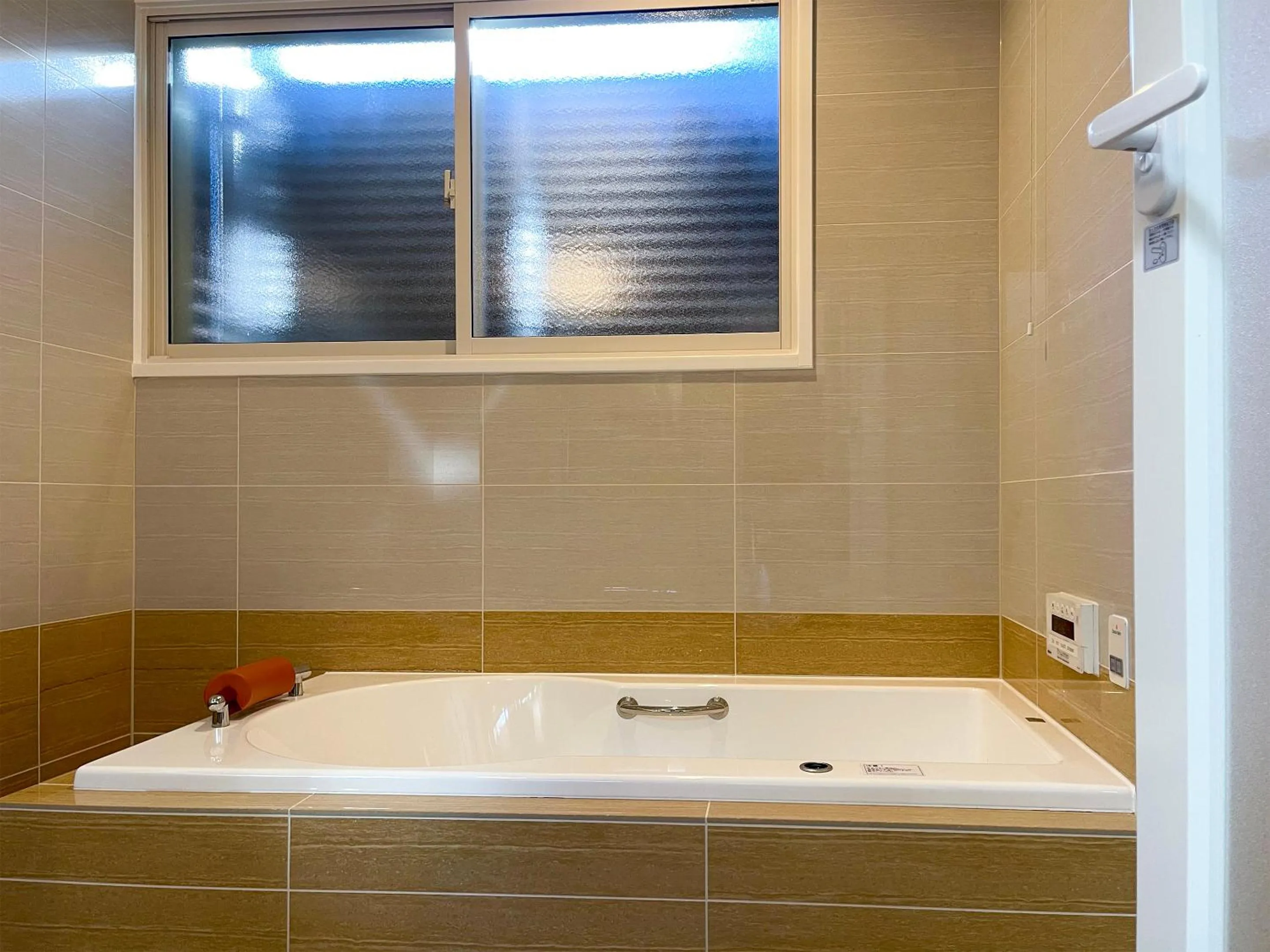 Bathroom in Biwa-Lakeside Cottage B B Dylan