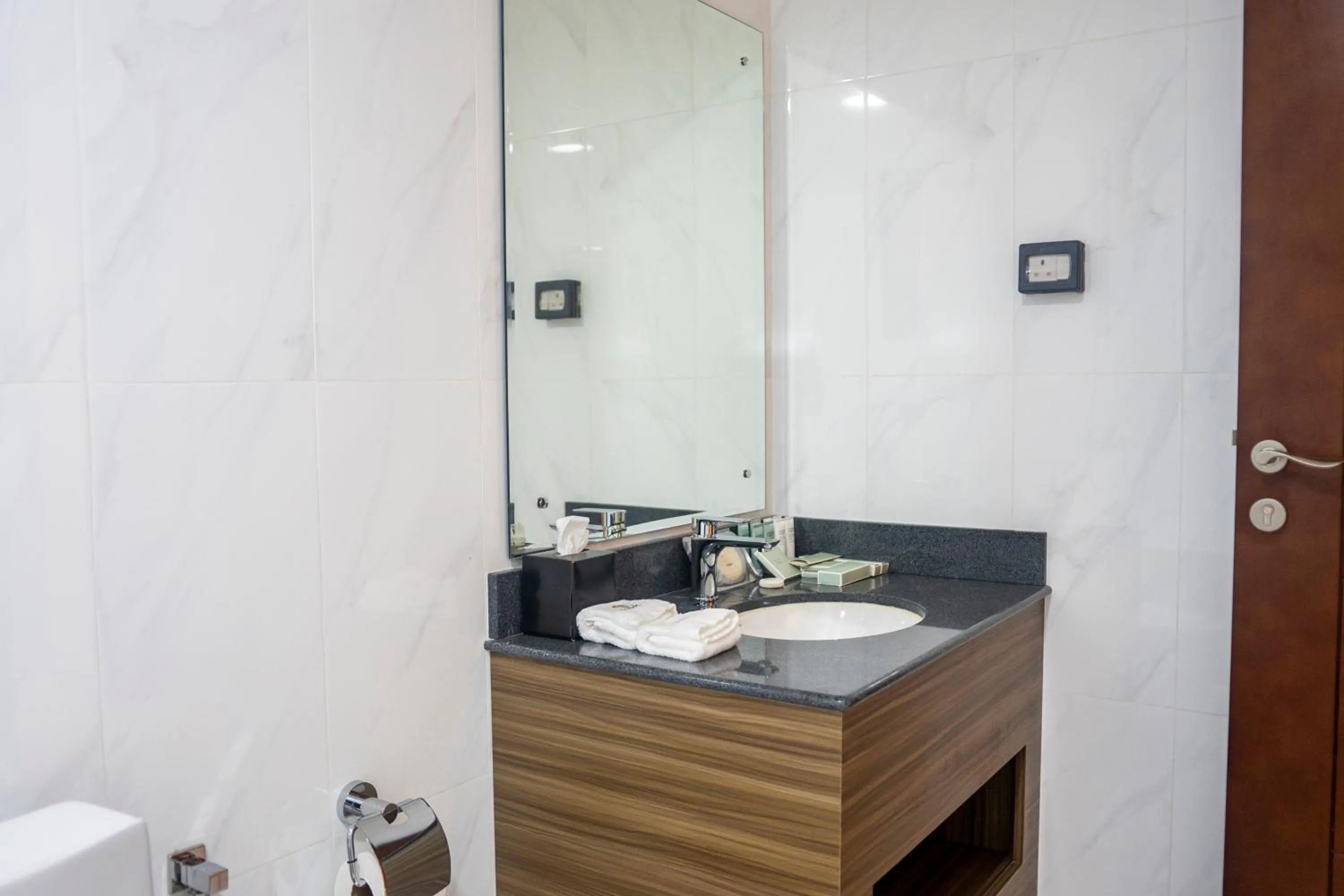 The Plaza Hotel & Resort