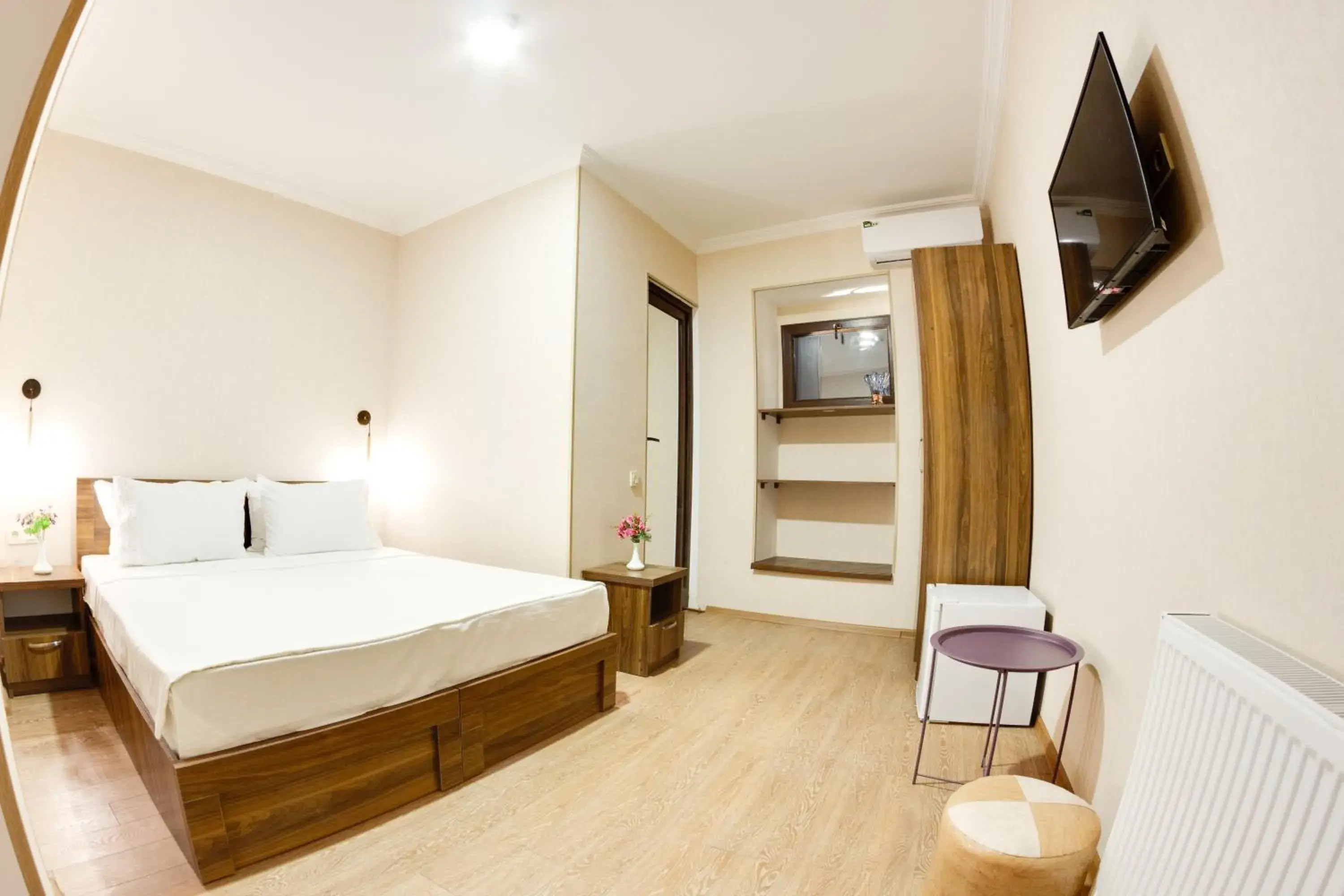 Budget Double or Twin Room - single occupancy in Sina Hotel Budget Double or Twin Room - single occupancy in Sina Hotel