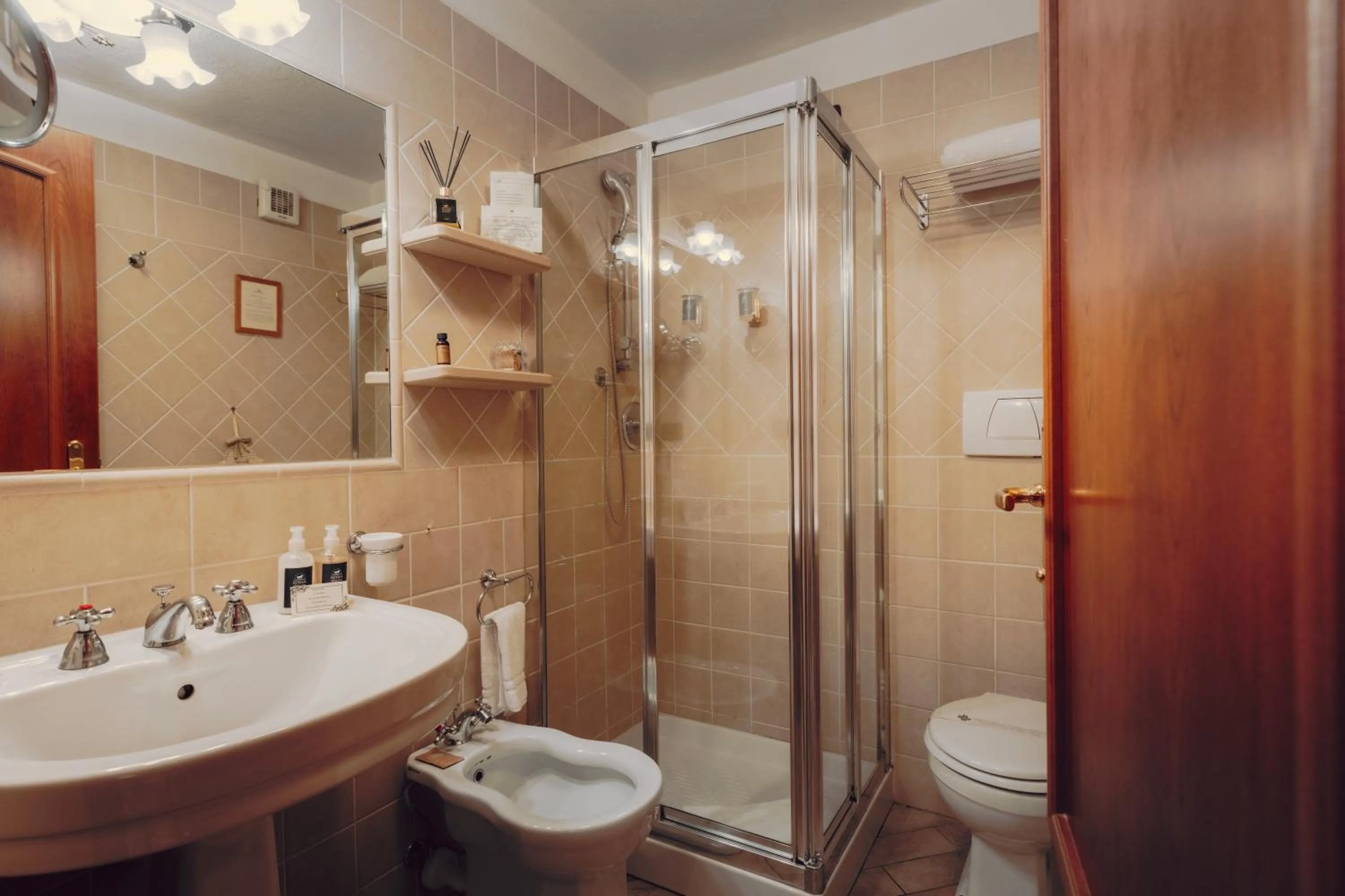 Bathroom in Villa Novecento Romantic Hotel - Estella Hotel Collection & Experience