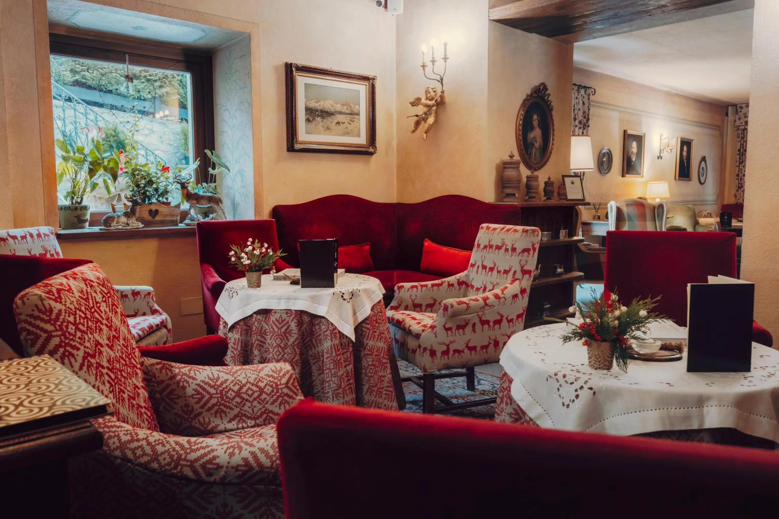 Seating area in Villa Novecento Romantic Hotel - Estella Hotel Collection & Experience