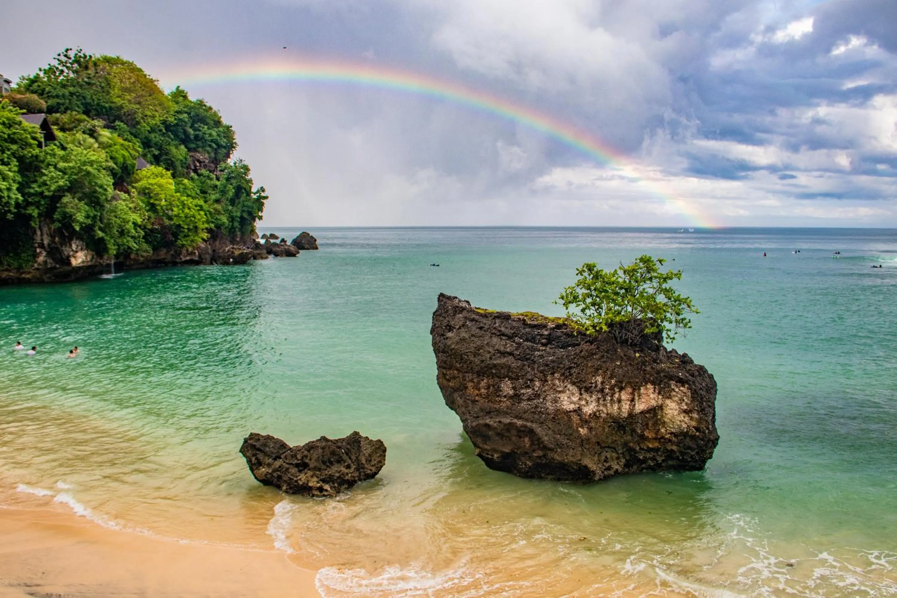 Beach in Uluwatu Yoga Resort