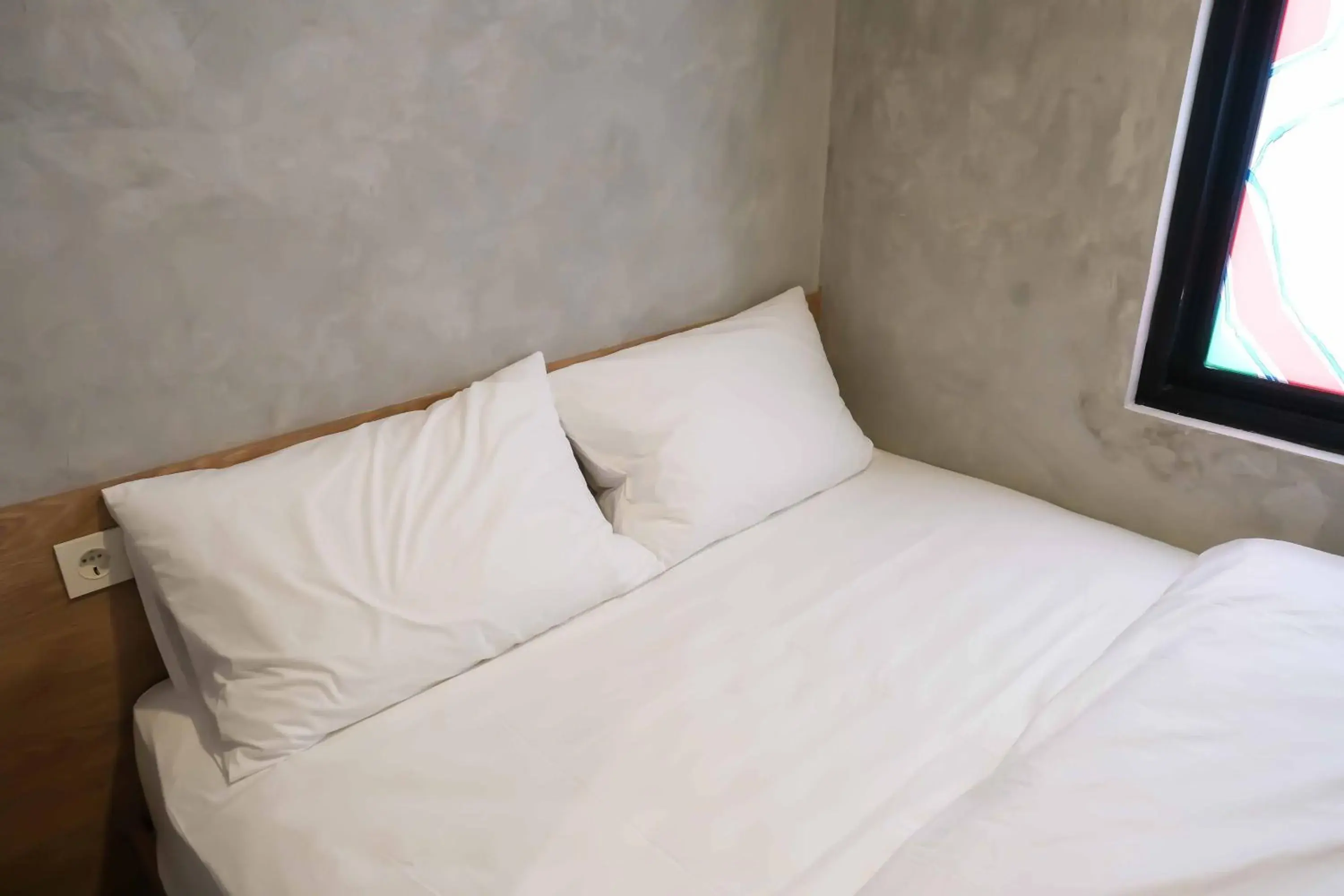 Bed in M Cabin Karawaci Bed in M Cabin Karawaci