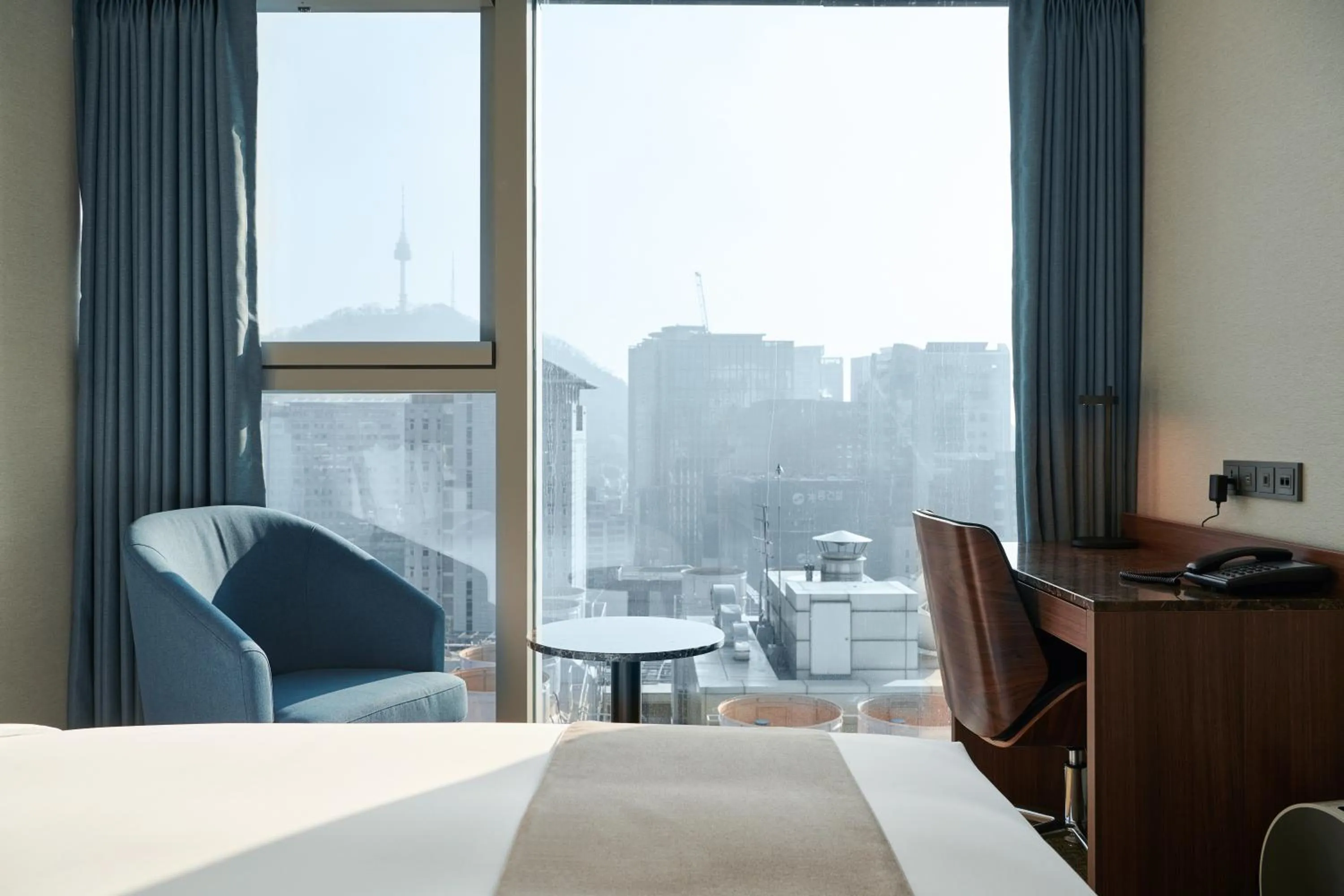 City view, Bed in Stanford Hotel Myeongdong