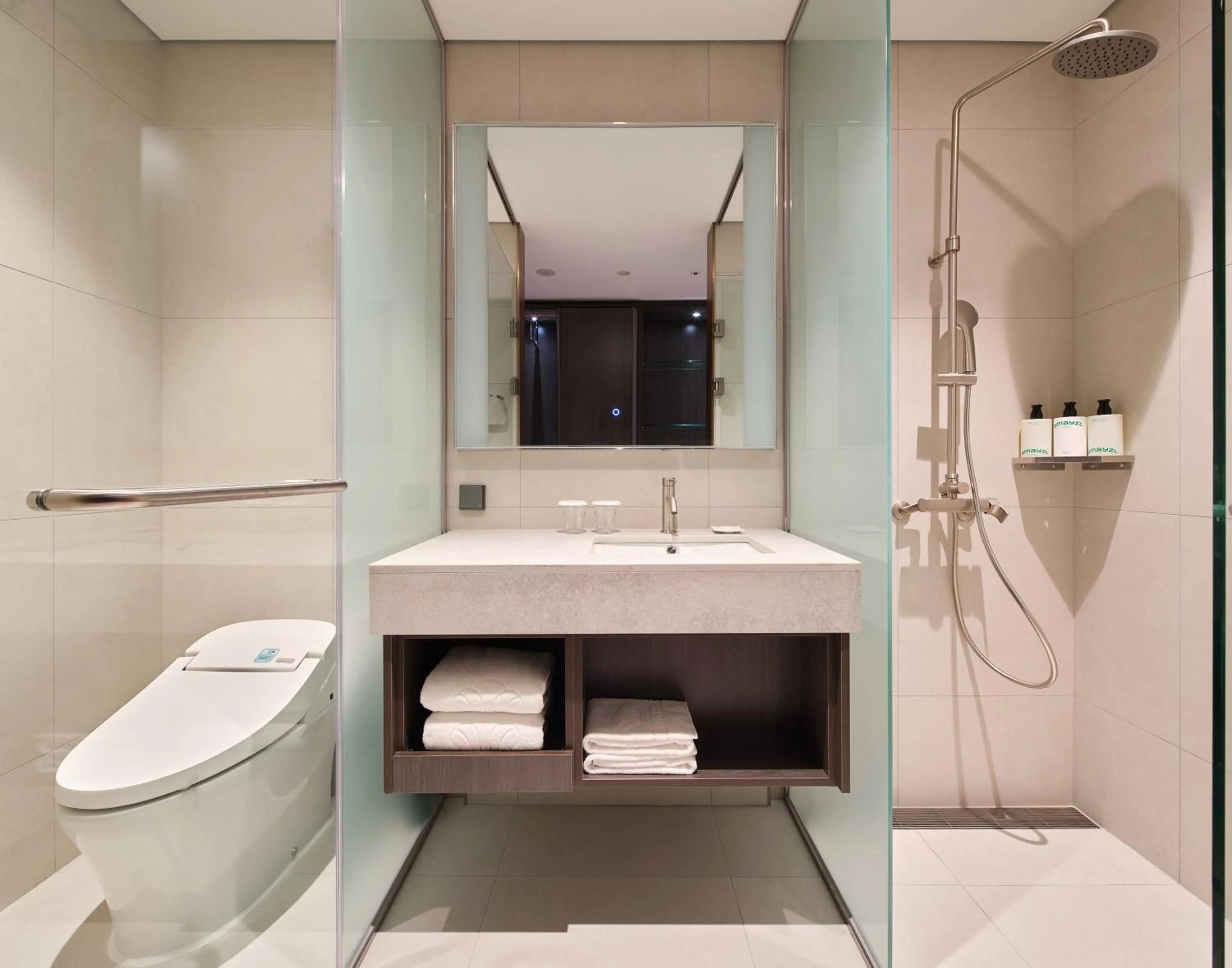 Toilet in Stanford Hotel Myeongdong