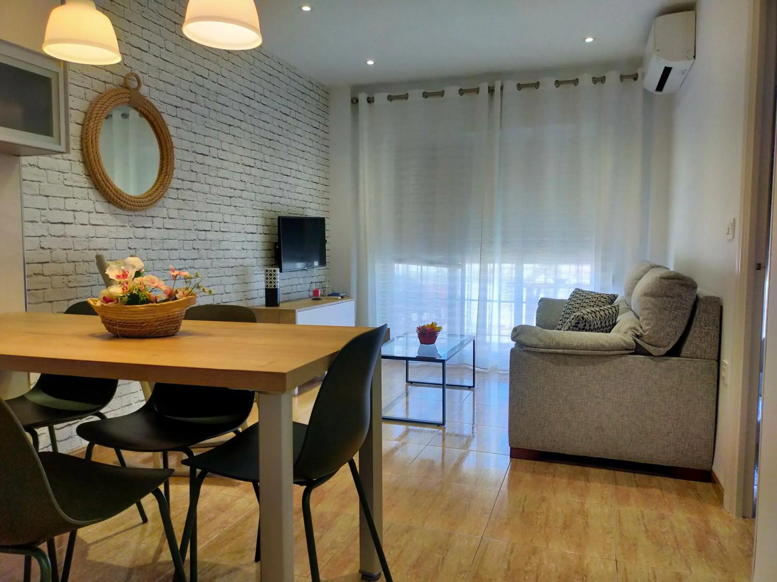 TV and multimedia in Nerja Sun Apartments Delfín Torrecilla
