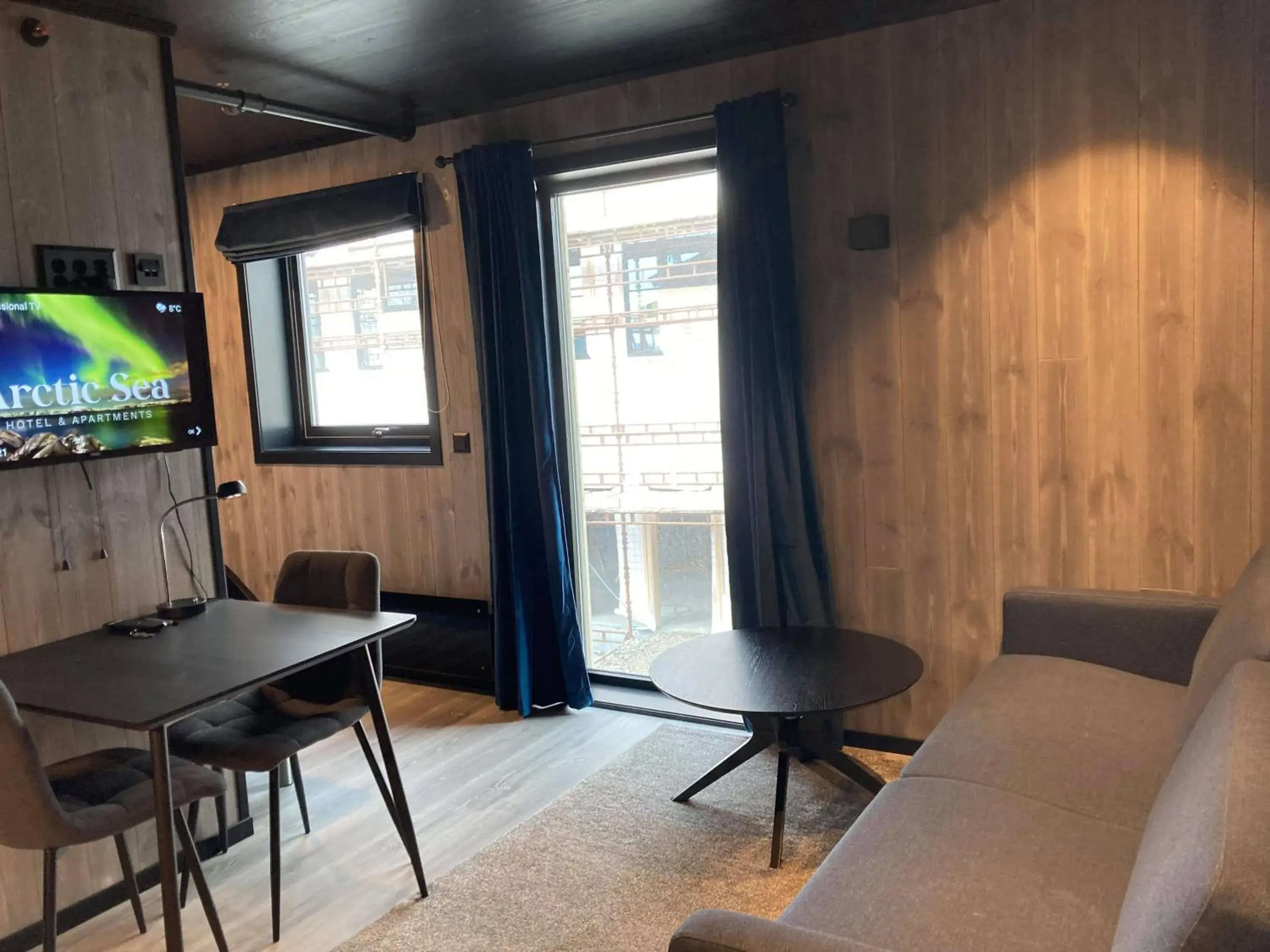 Studio - single occupancy - Split Level in Arctic Sea Hotel Studio - single occupancy - Split Level in Arctic Sea Hotel