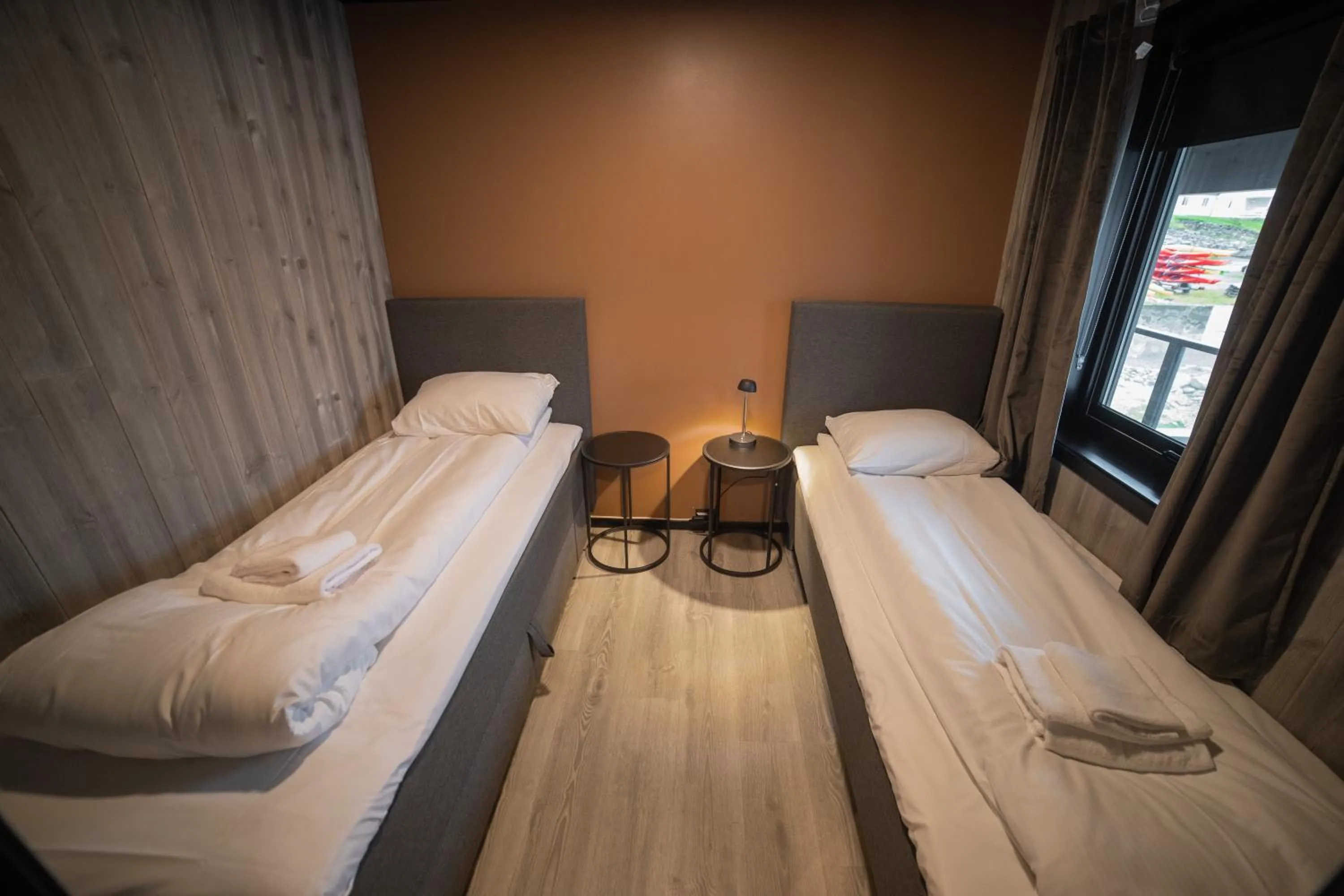 Bedroom, Bed in Arctic Sea Hotel