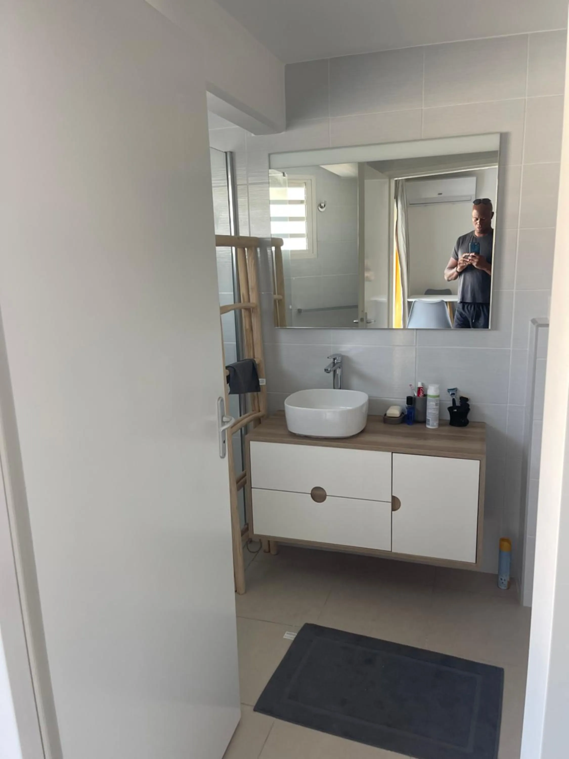 Studio 25 m Manganao Joela 4 personnes avec machine a laver