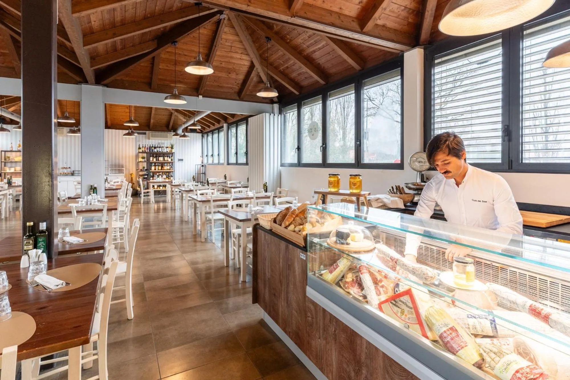 Buffet breakfast in Club del Sole Bologna Easy Camping Village