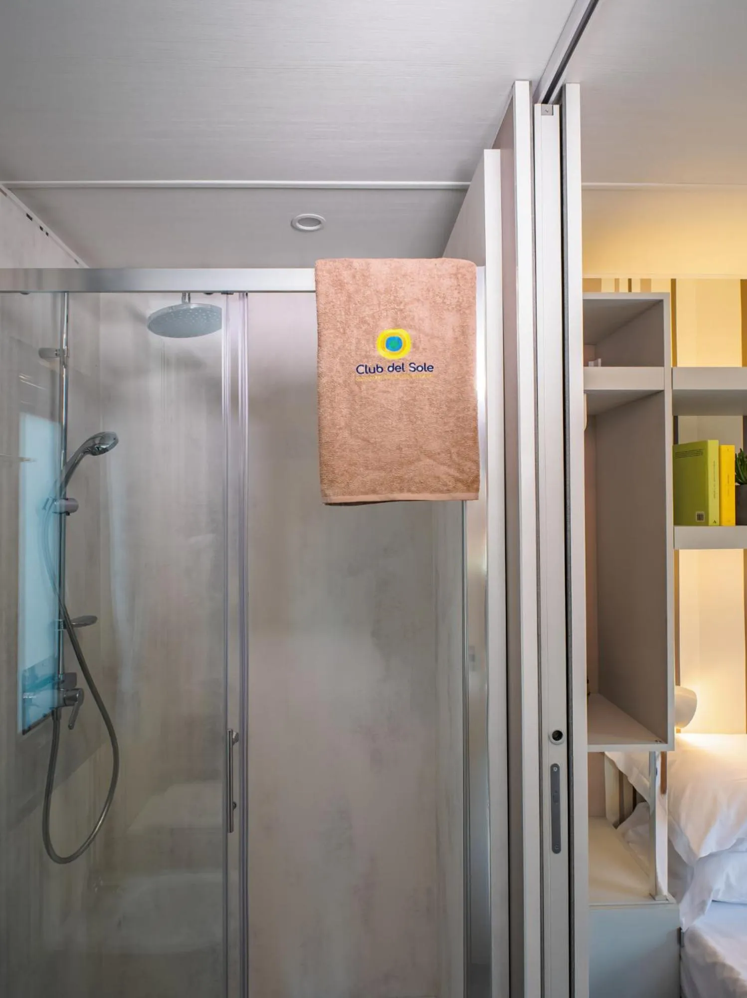 Shower in Club del Sole Bologna Easy Camping Village