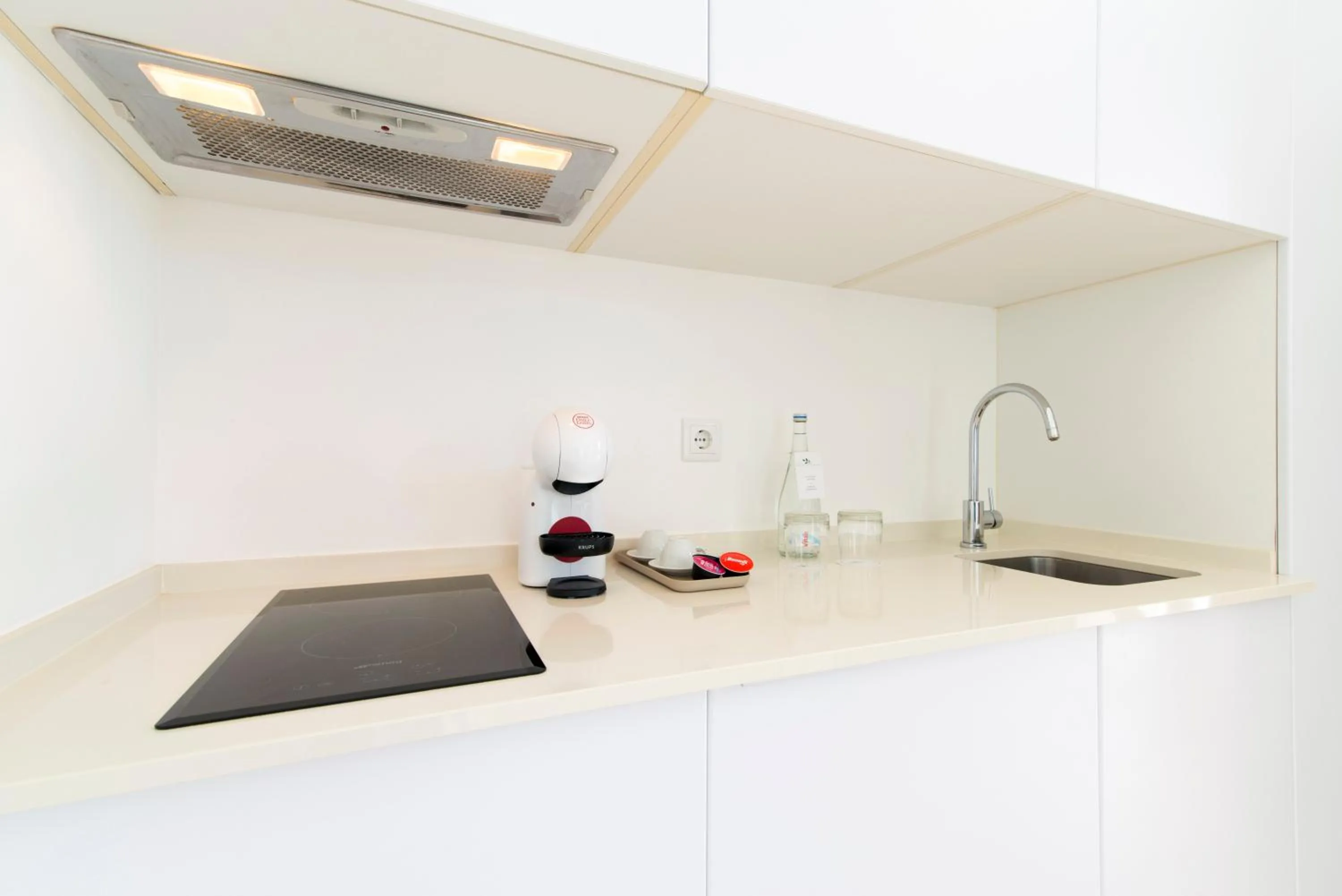 Coffee/tea facilities in Quinta Dos Perfumes