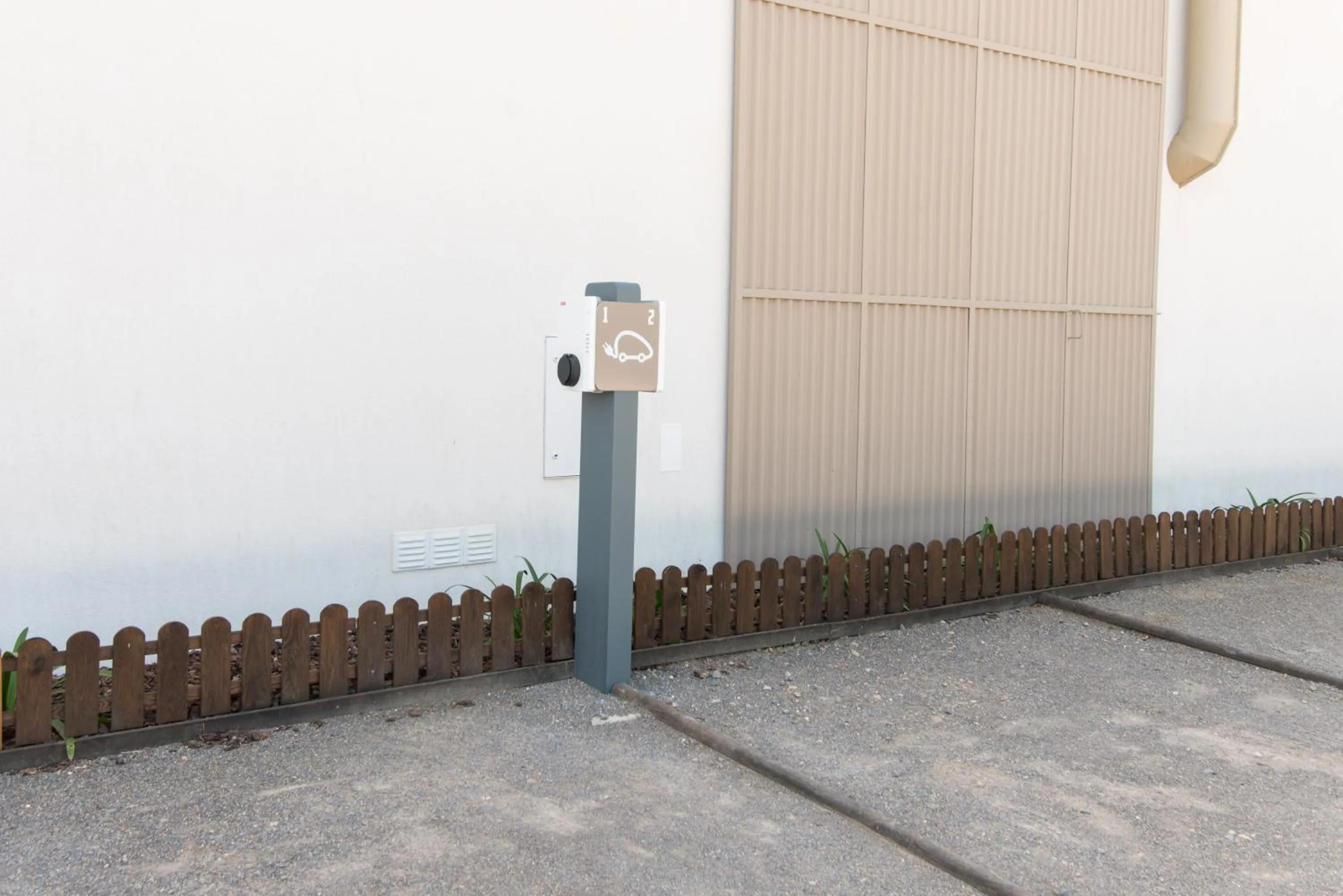 Property building in Quinta Dos Perfumes