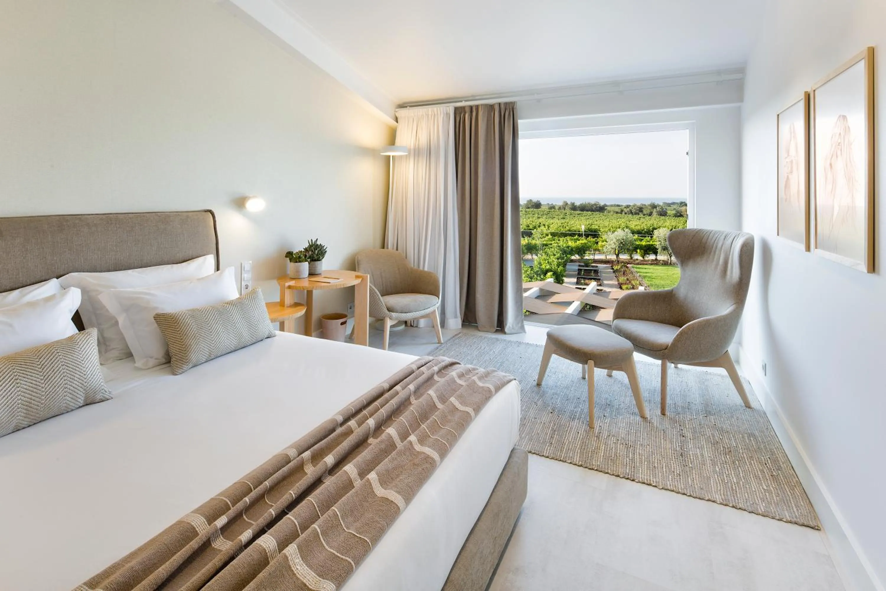 Sea view, Bed in Quinta Dos Perfumes