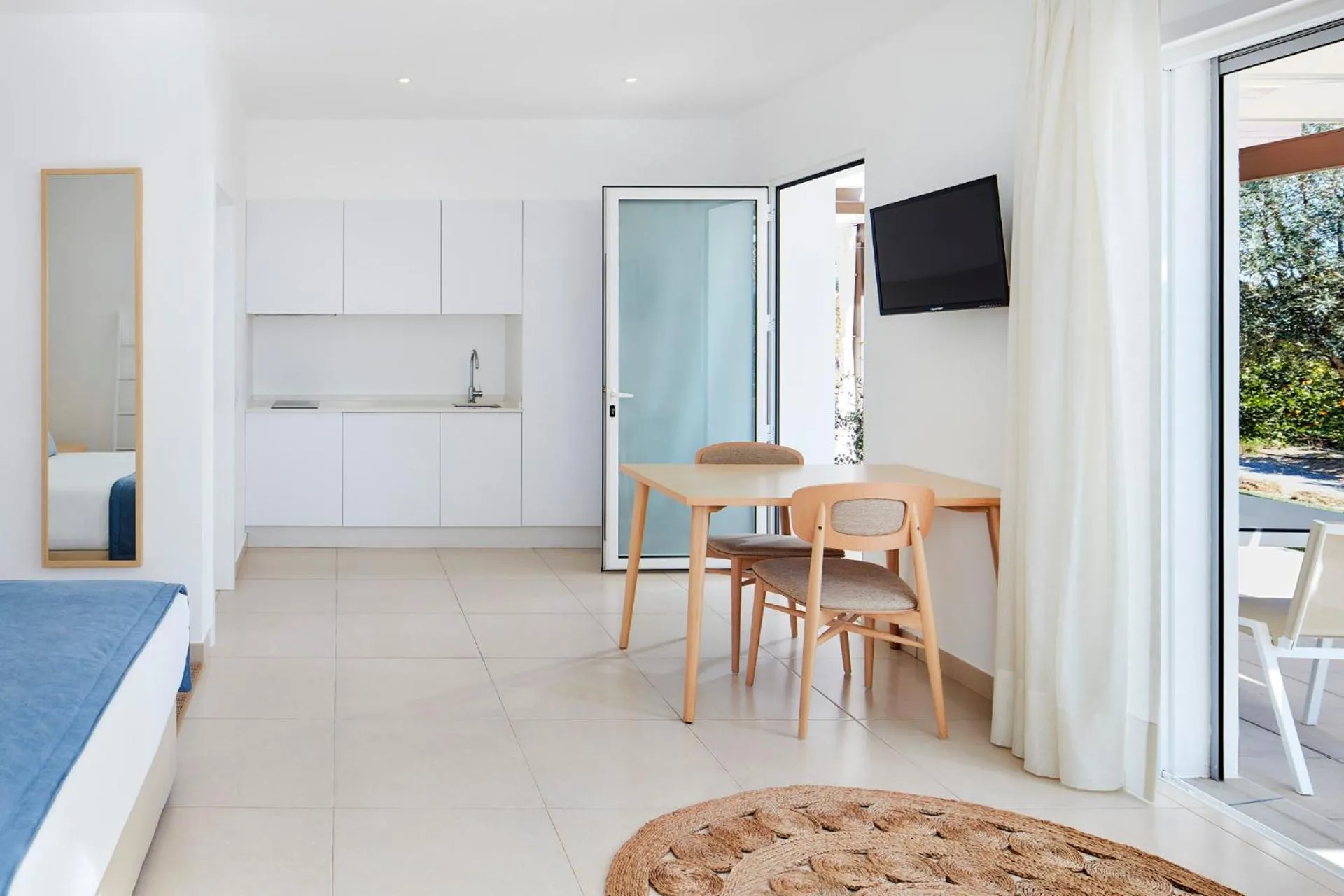 Patio, Bed in Quinta Dos Perfumes