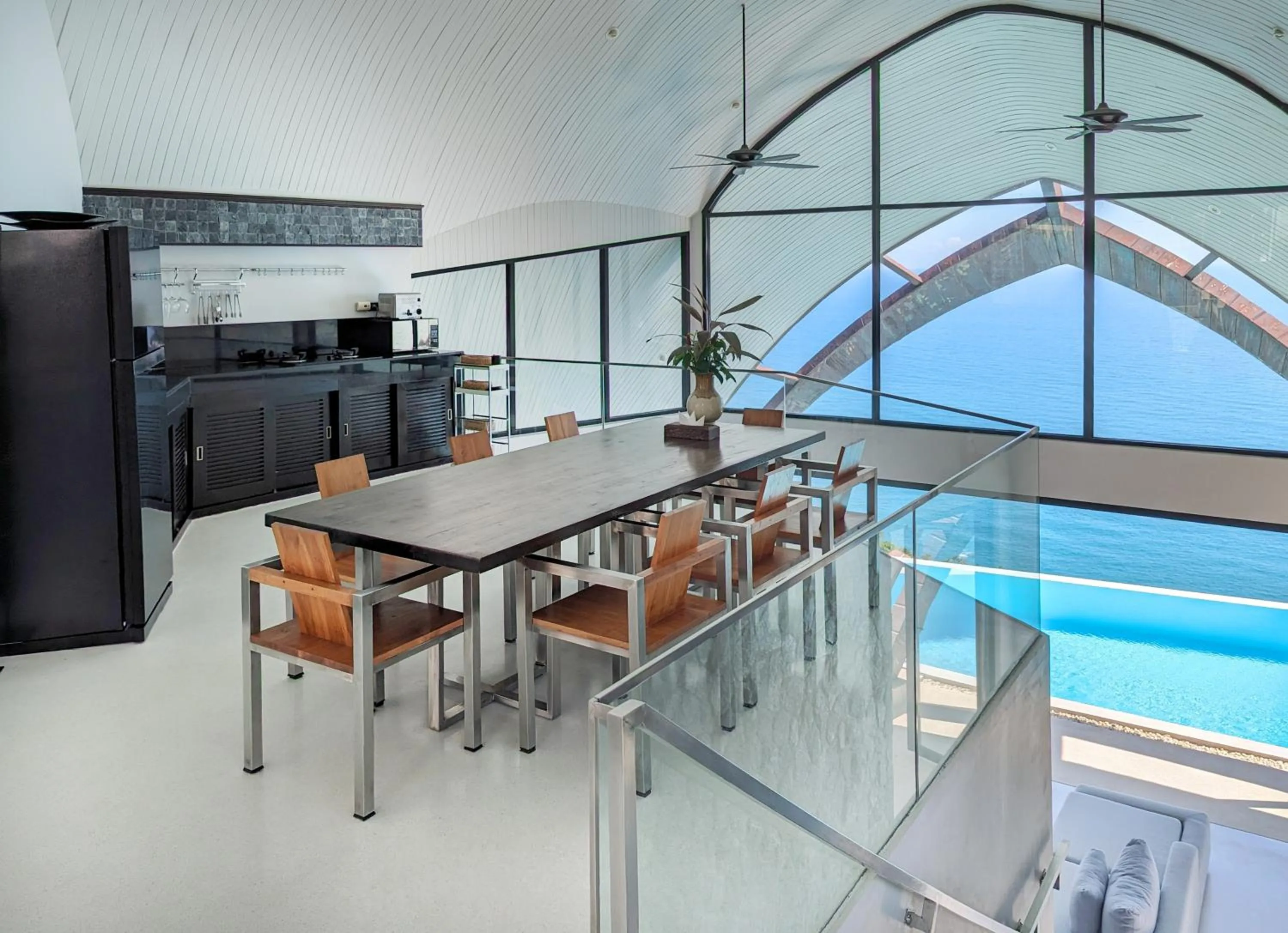 Dining area in Moonshadow - Multiple Award Winning Villa in Chaweng Noi