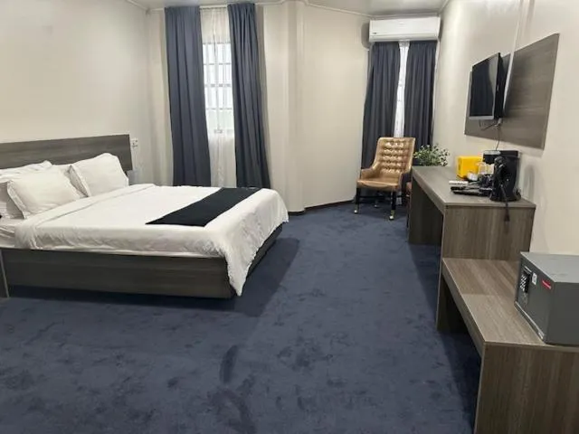 Deluxe Room (1 adult + 1 child) in The Golden Truly Hotel & Casino